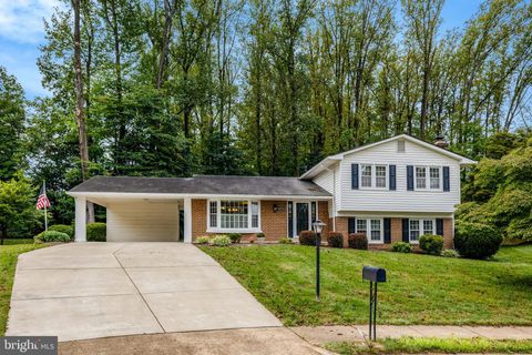 Homes For Rent - 615 Kearney Court<br/> VIENNA, VA 22180
