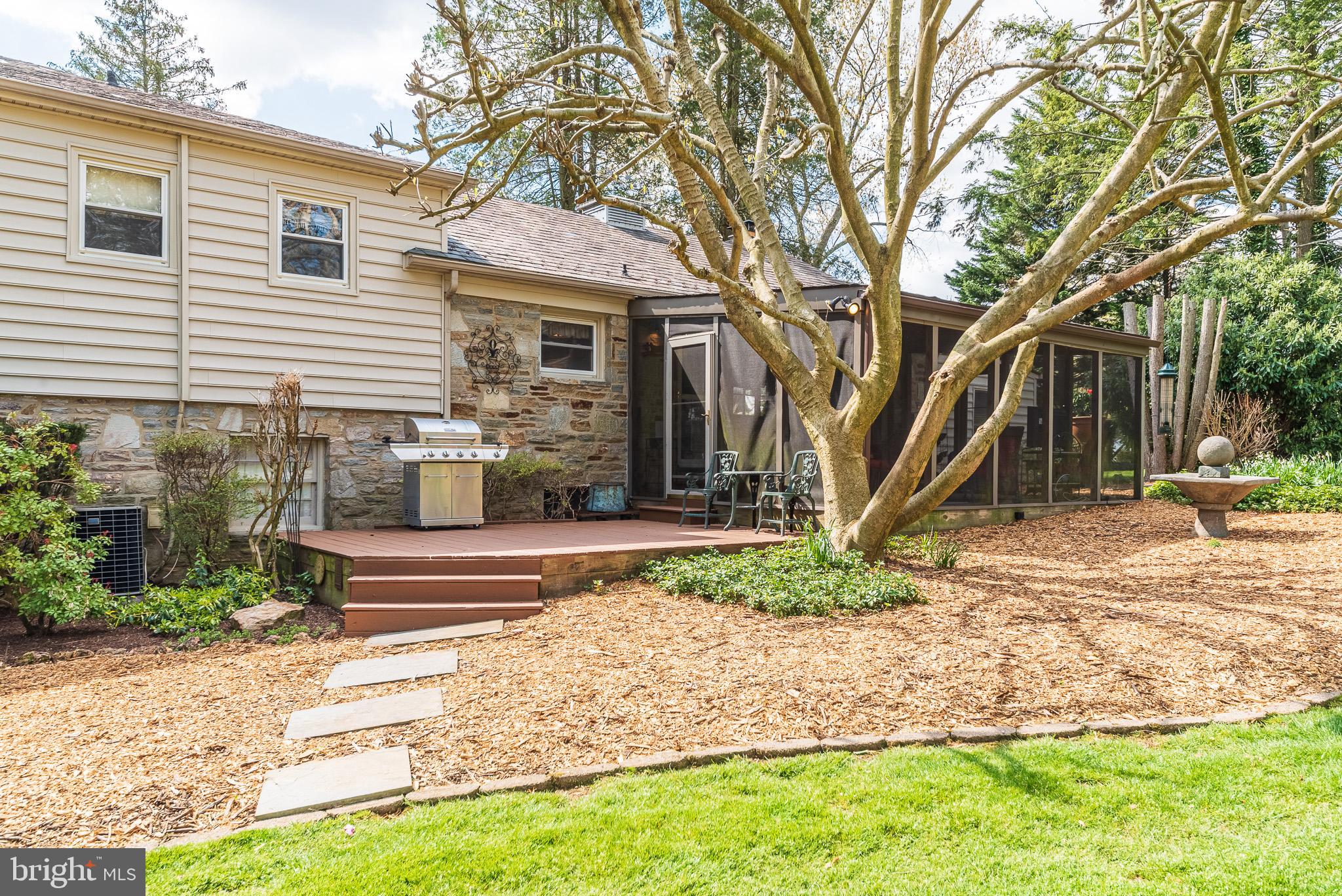 HAMPTON - Residential