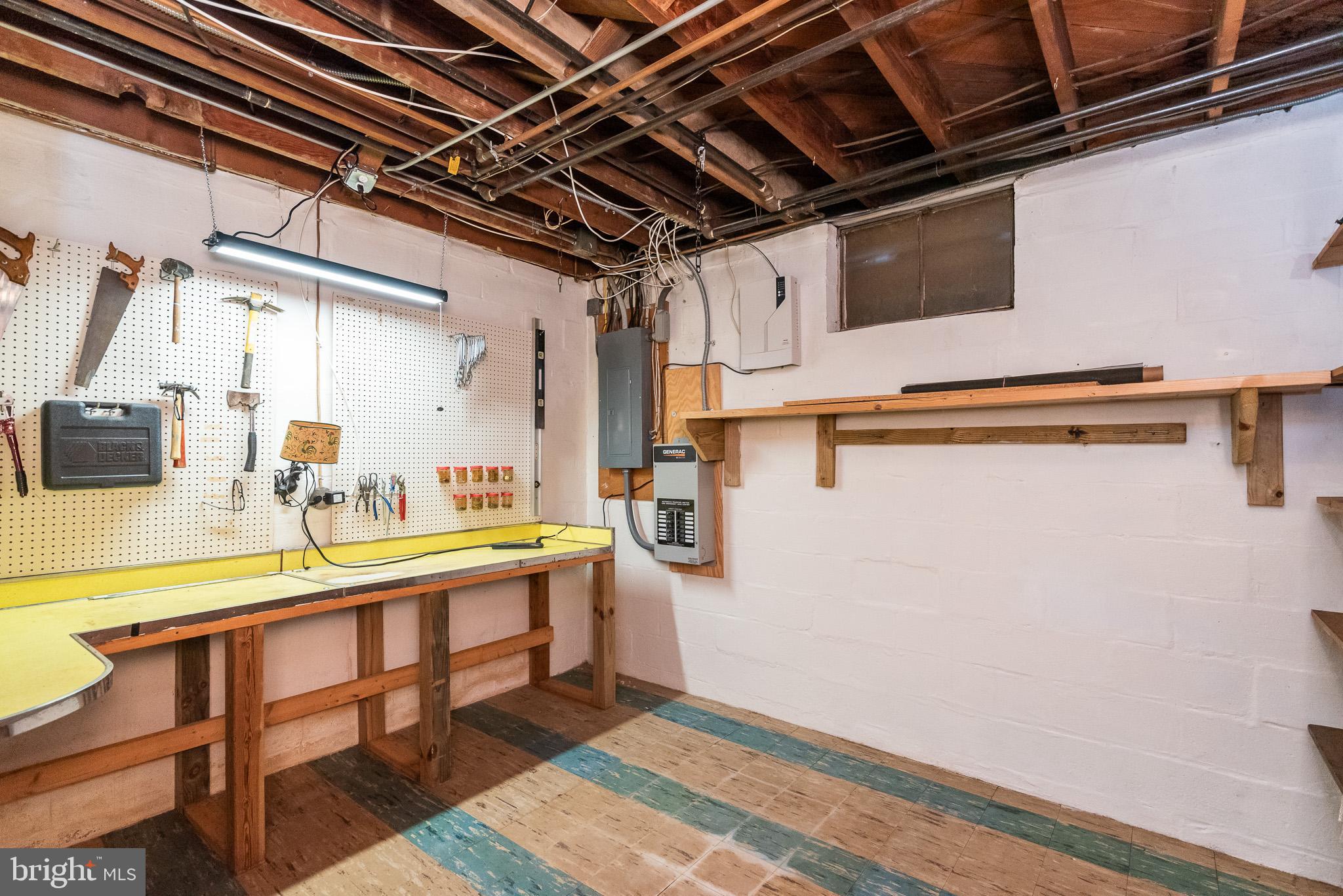 HAMPTON - Residential