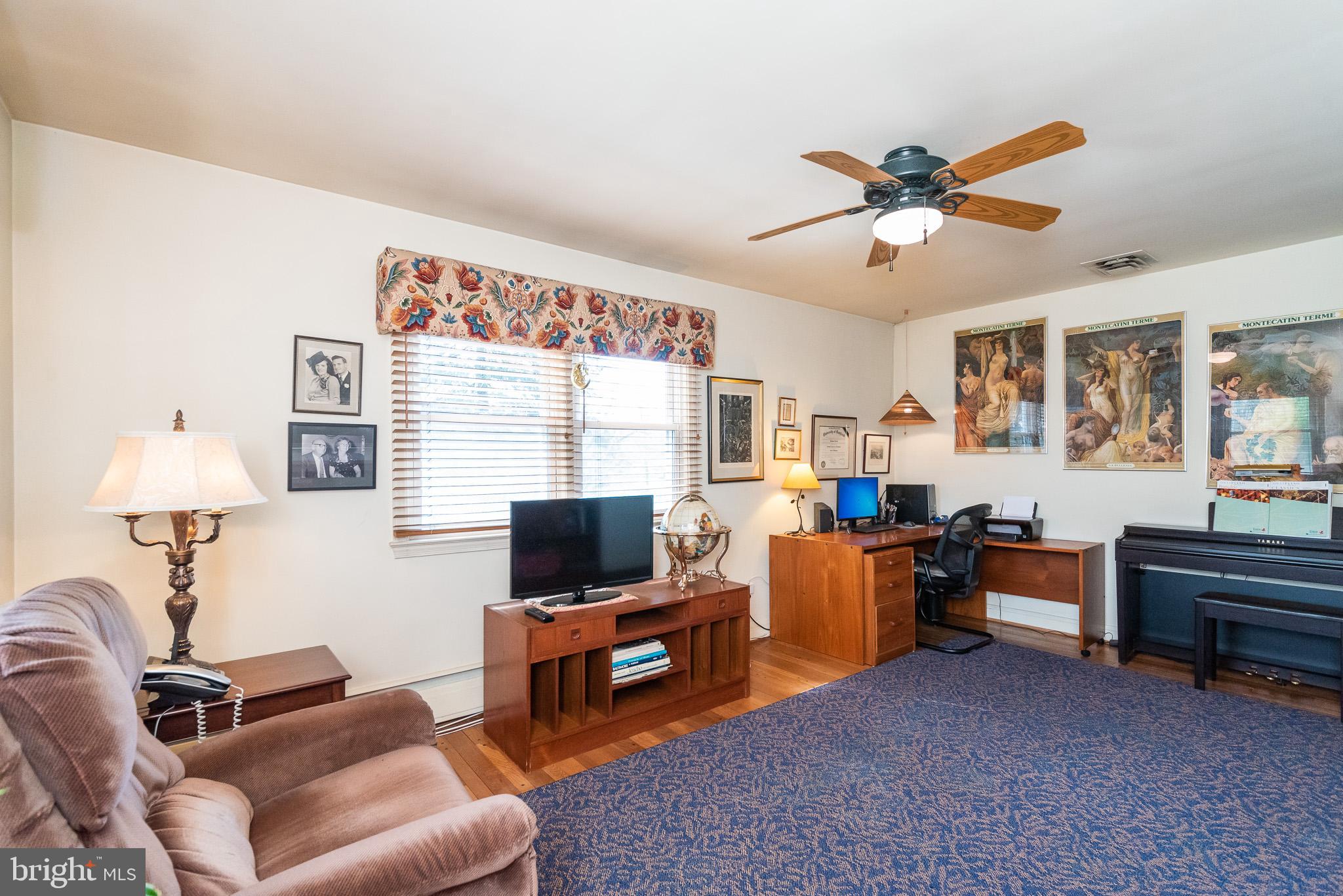 HAMPTON - Residential