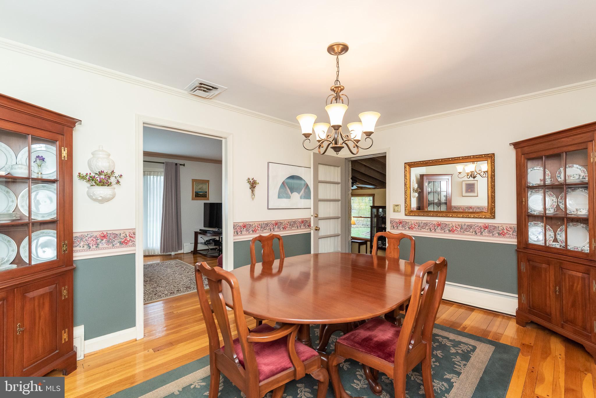 HAMPTON - Residential