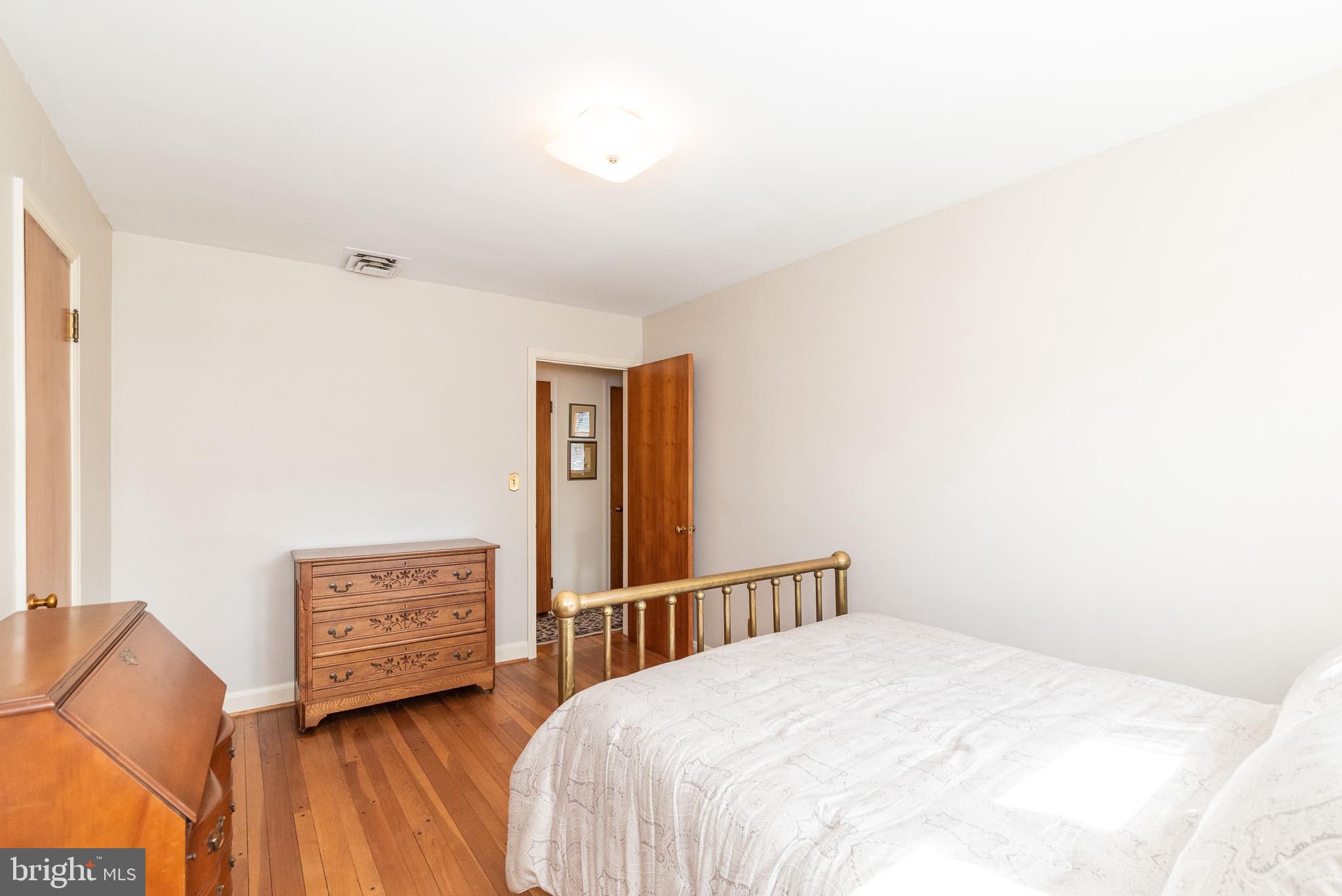 HAMPTON - Residential