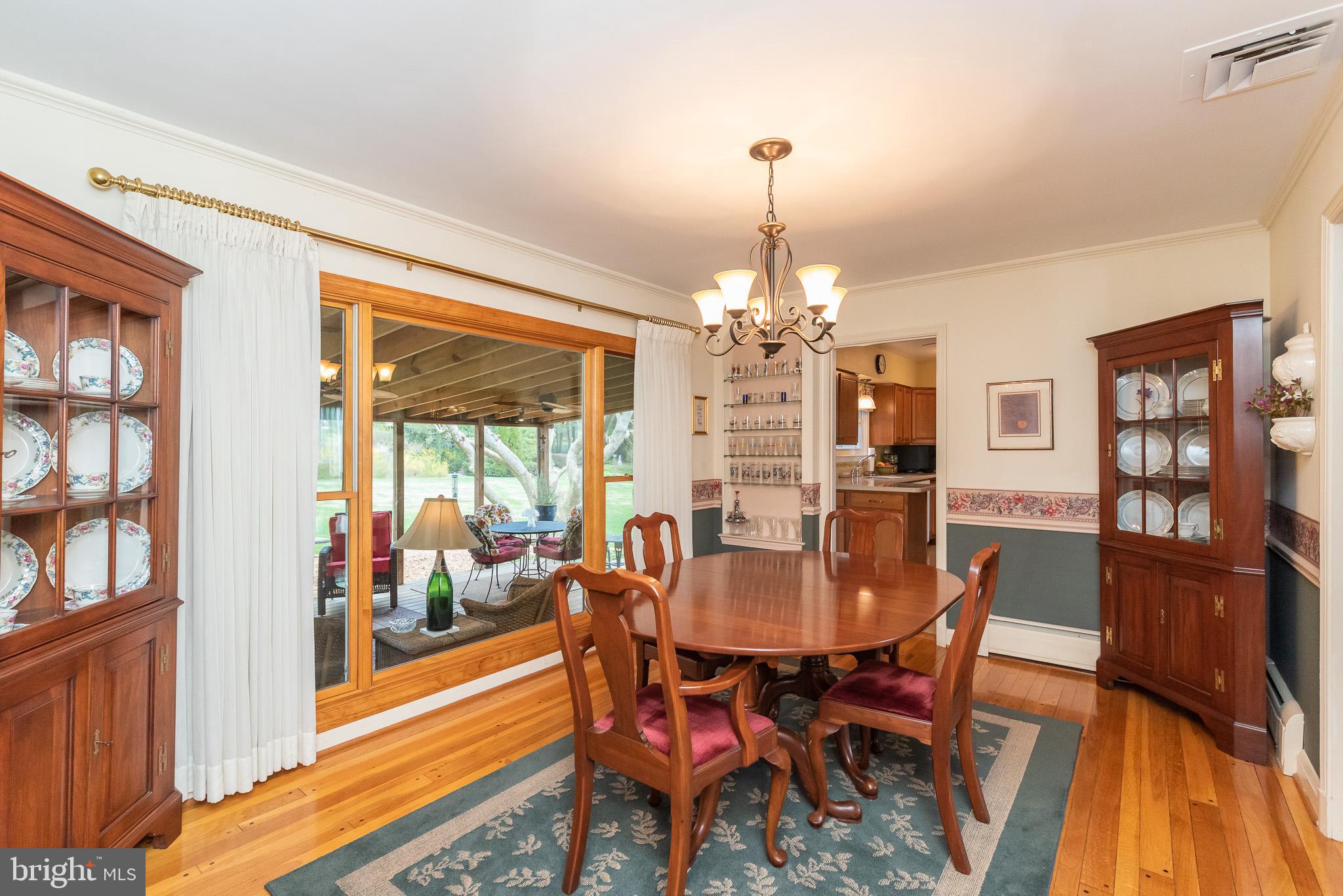 HAMPTON - Residential