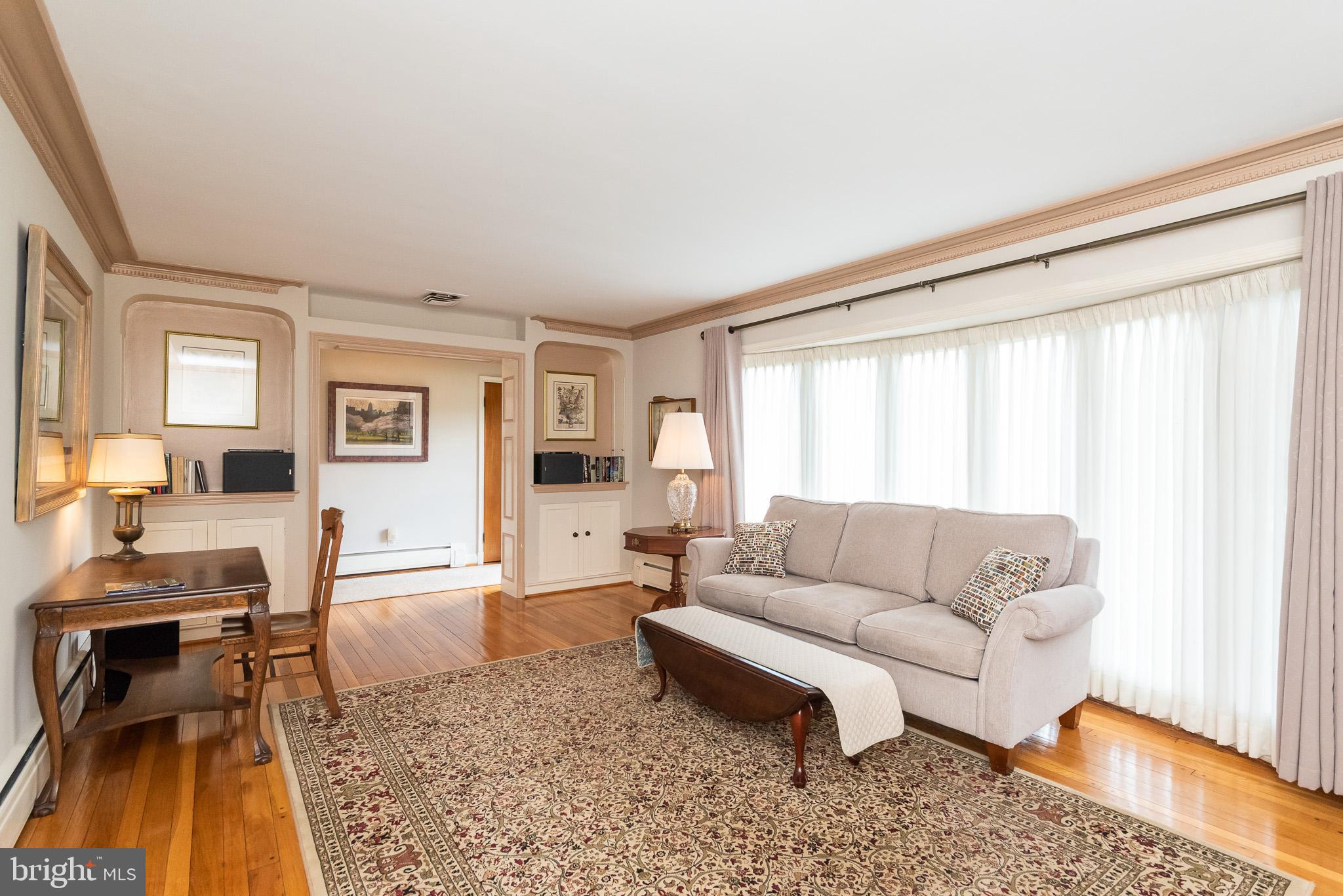 HAMPTON - Residential