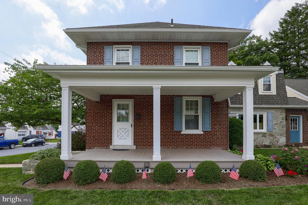 Photo of 1037 BROAD ST, AKRON, PA 17501 (MLS # PALA2035426)