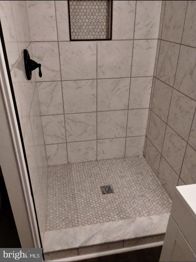 INWOOD - Residential