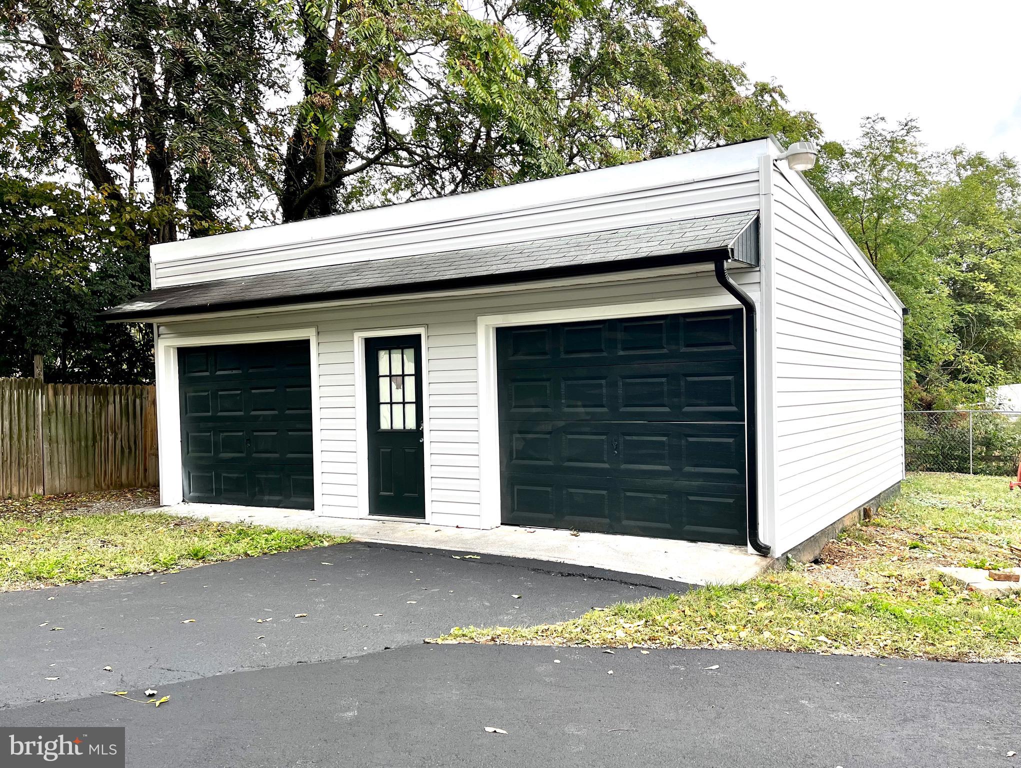 INWOOD - Residential