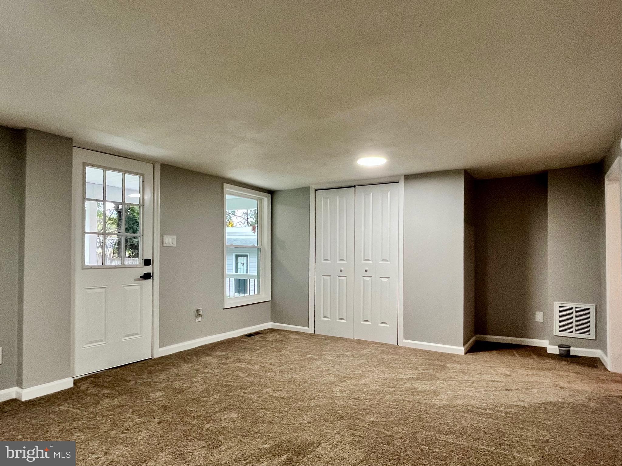 INWOOD - Residential