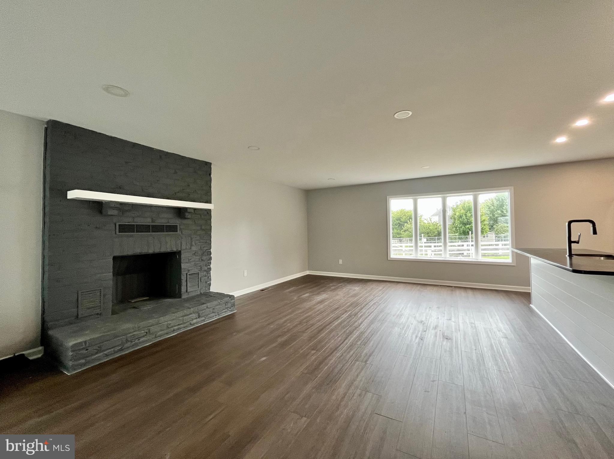 INWOOD - Residential