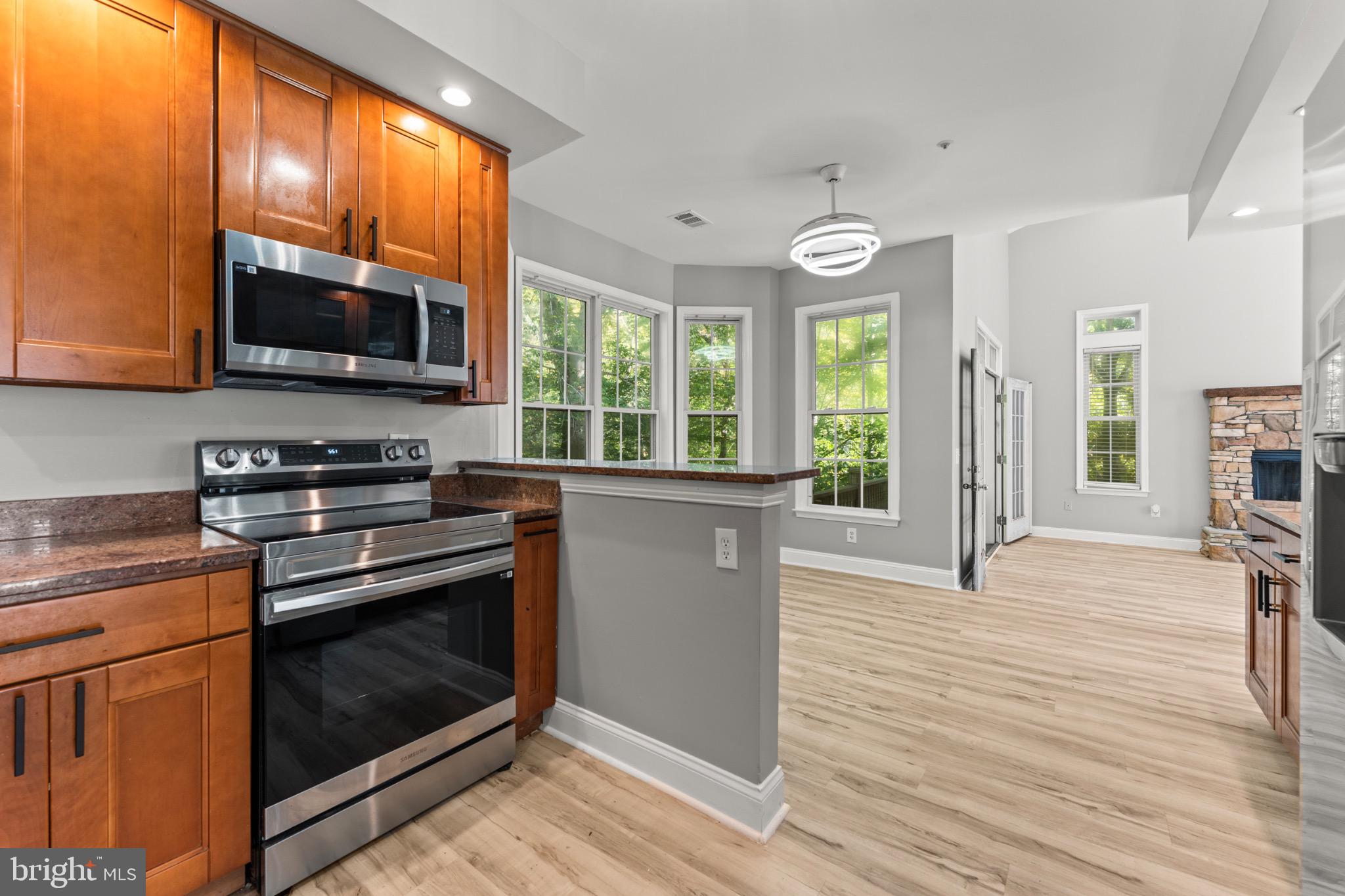 BROCK HALL MANOR - Residential