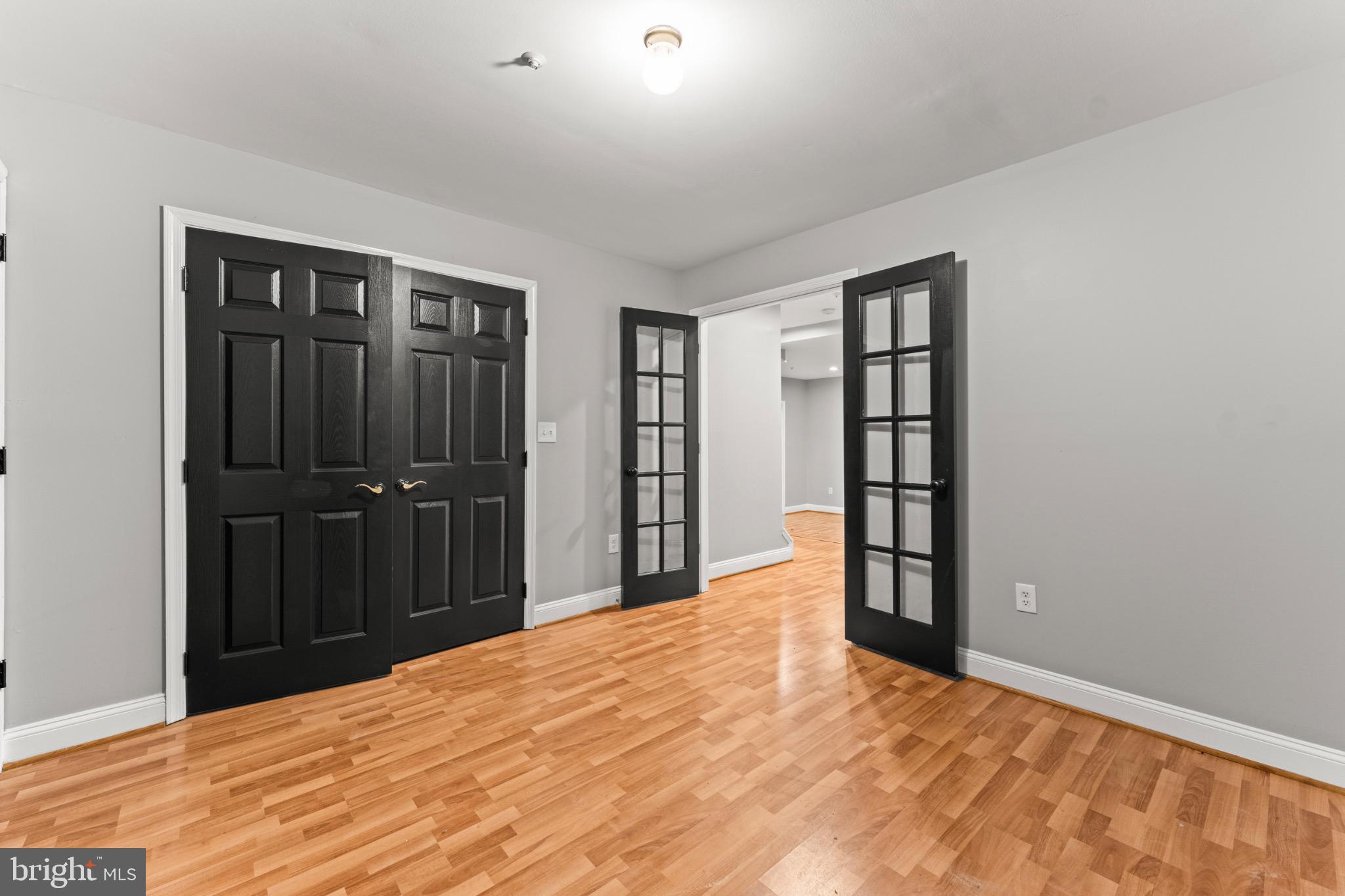 BROCK HALL MANOR - Residential