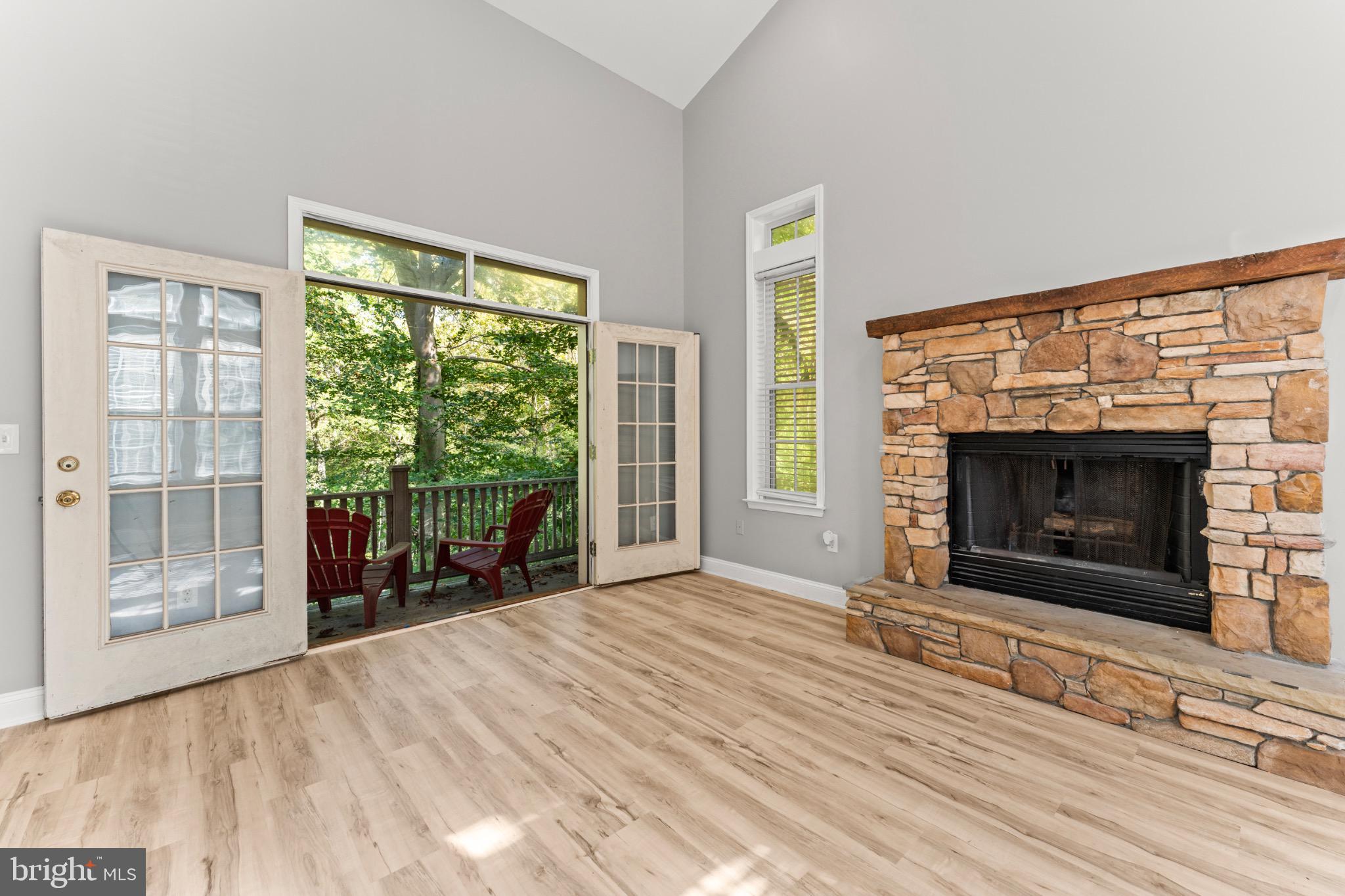 BROCK HALL MANOR - Residential