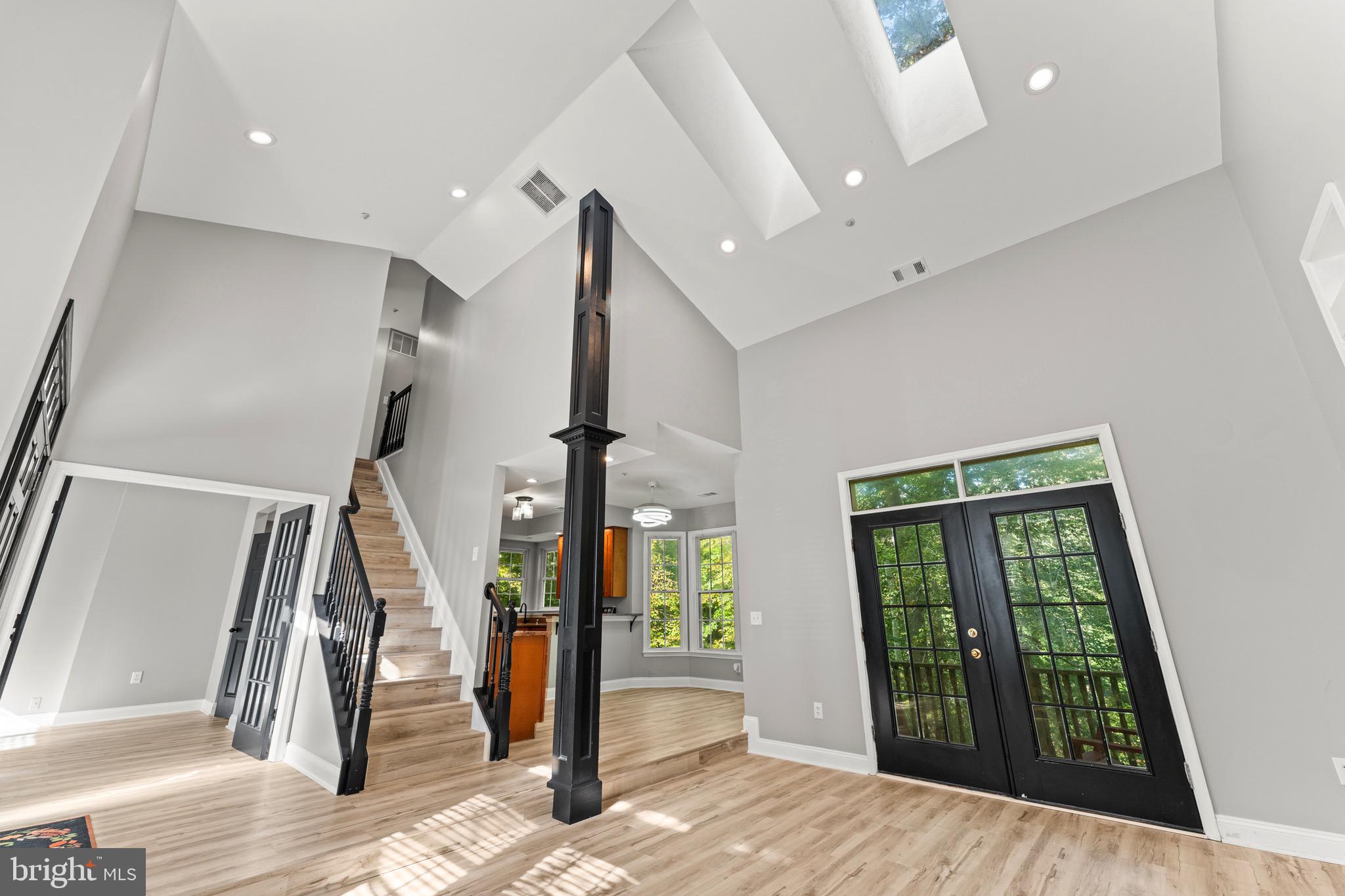 BROCK HALL MANOR - Residential