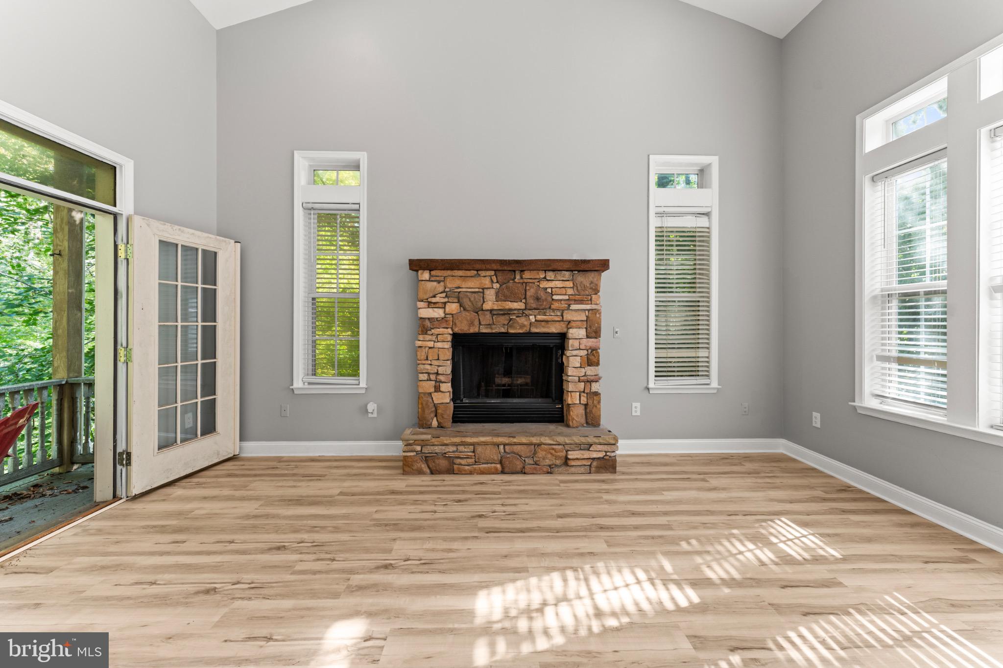 BROCK HALL MANOR - Residential