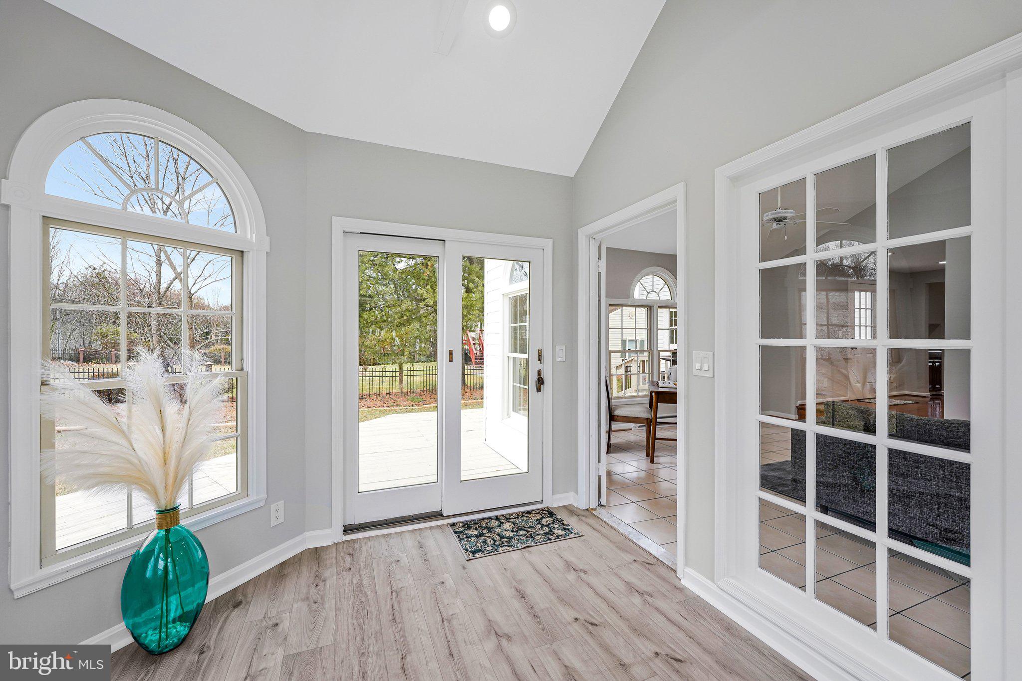 FOX MILL ESTATES - Residential