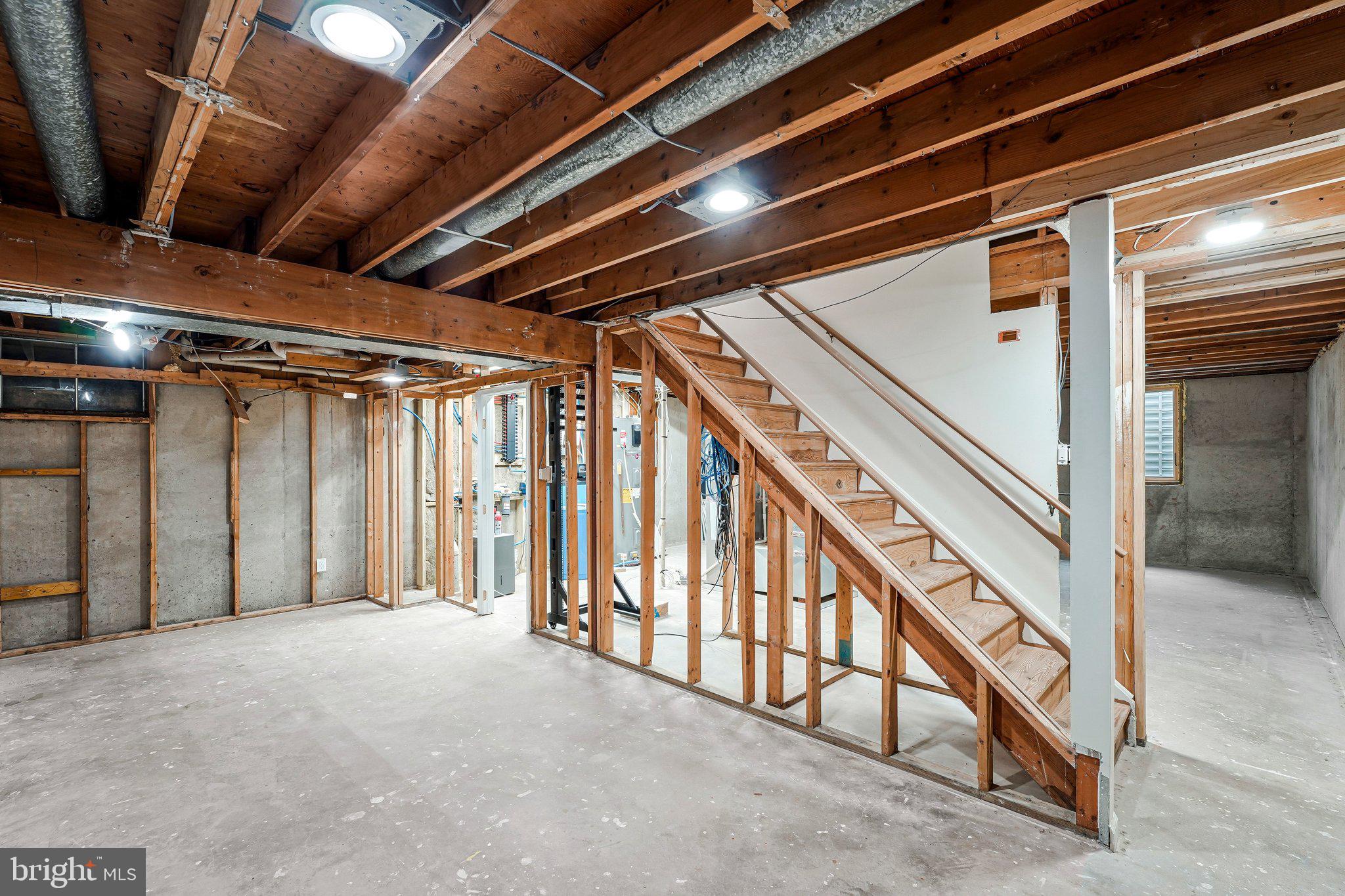 FOX MILL ESTATES - Residential