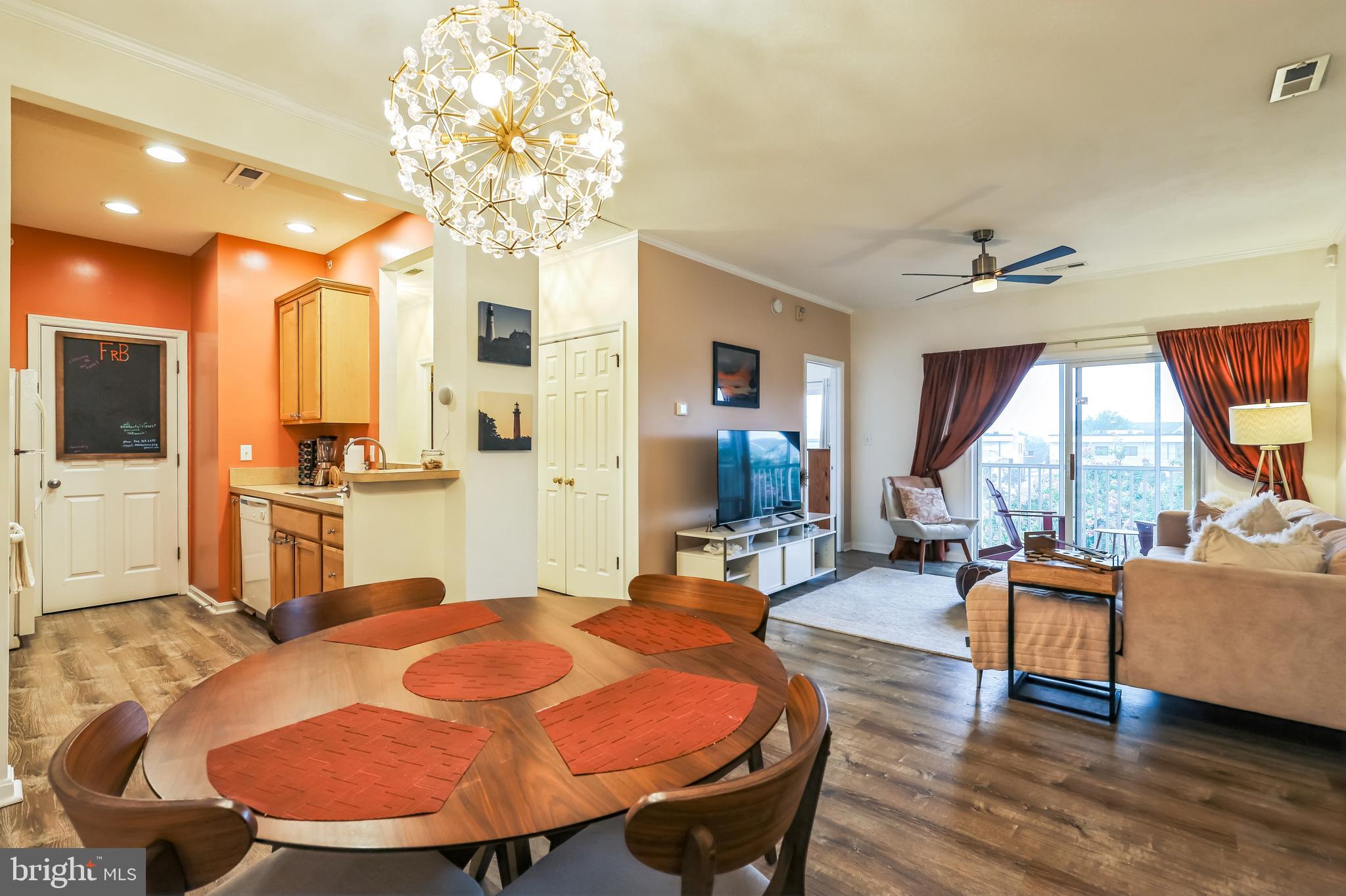 VILLAGES OF FIVE POINTS-WEST - Residential