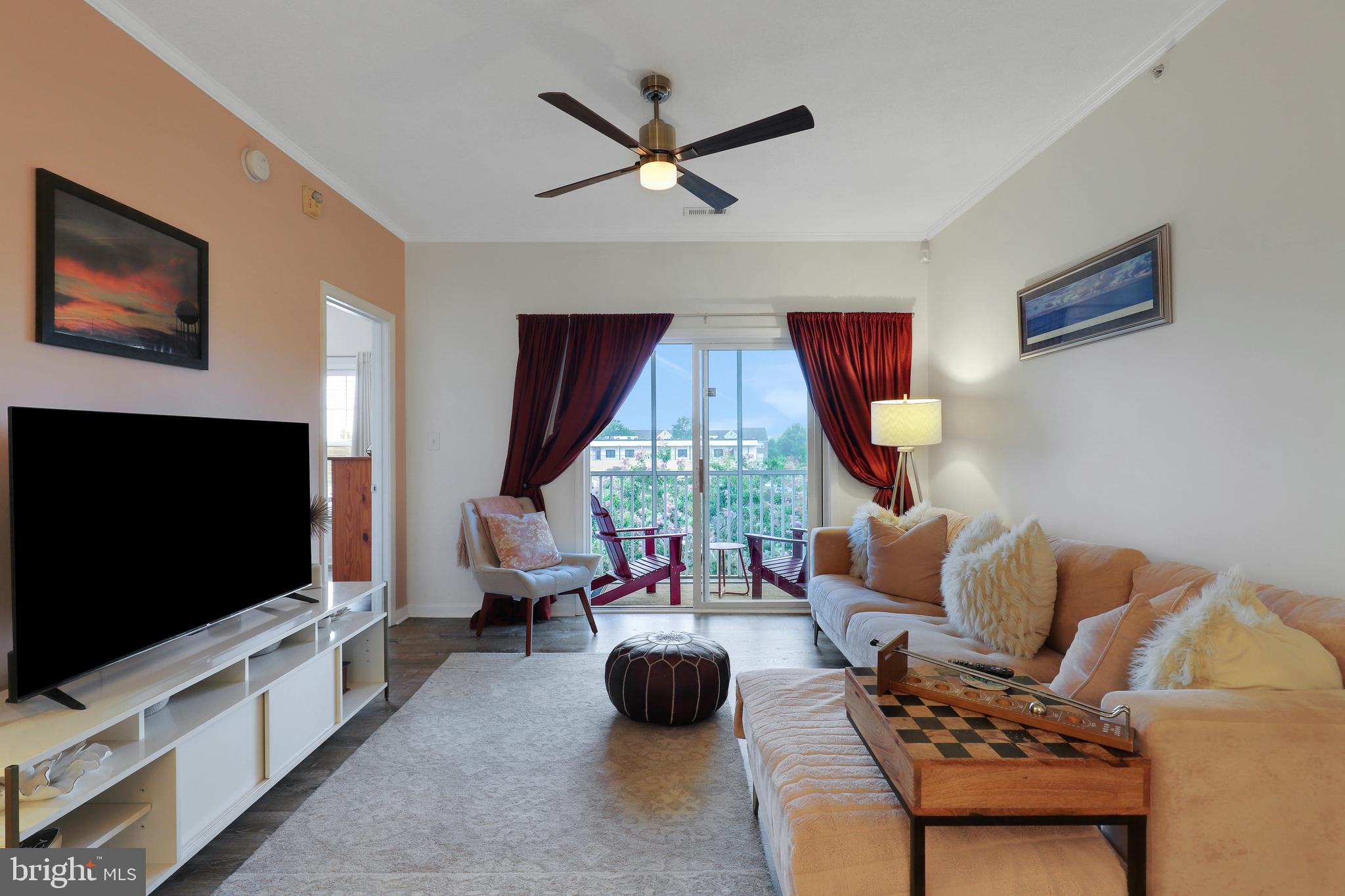 VILLAGES OF FIVE POINTS-WEST - Residential