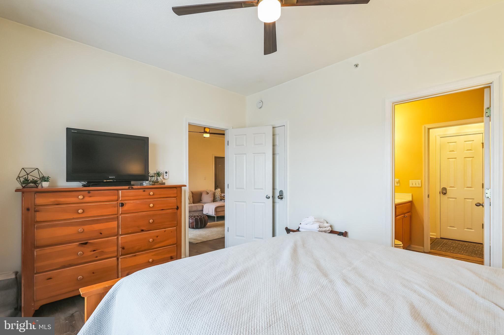 VILLAGES OF FIVE POINTS-WEST - Residential