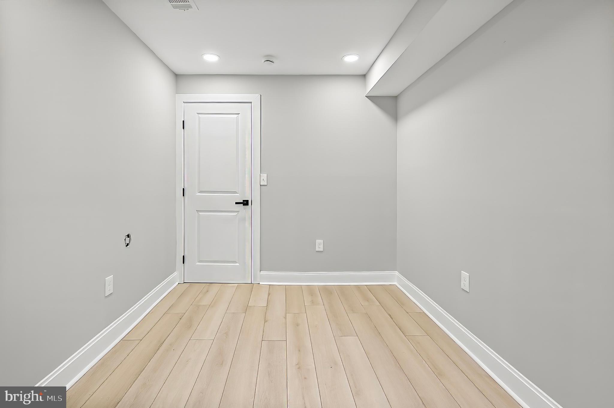 EAST BALTIMORE MIDWAY - Residential Lease