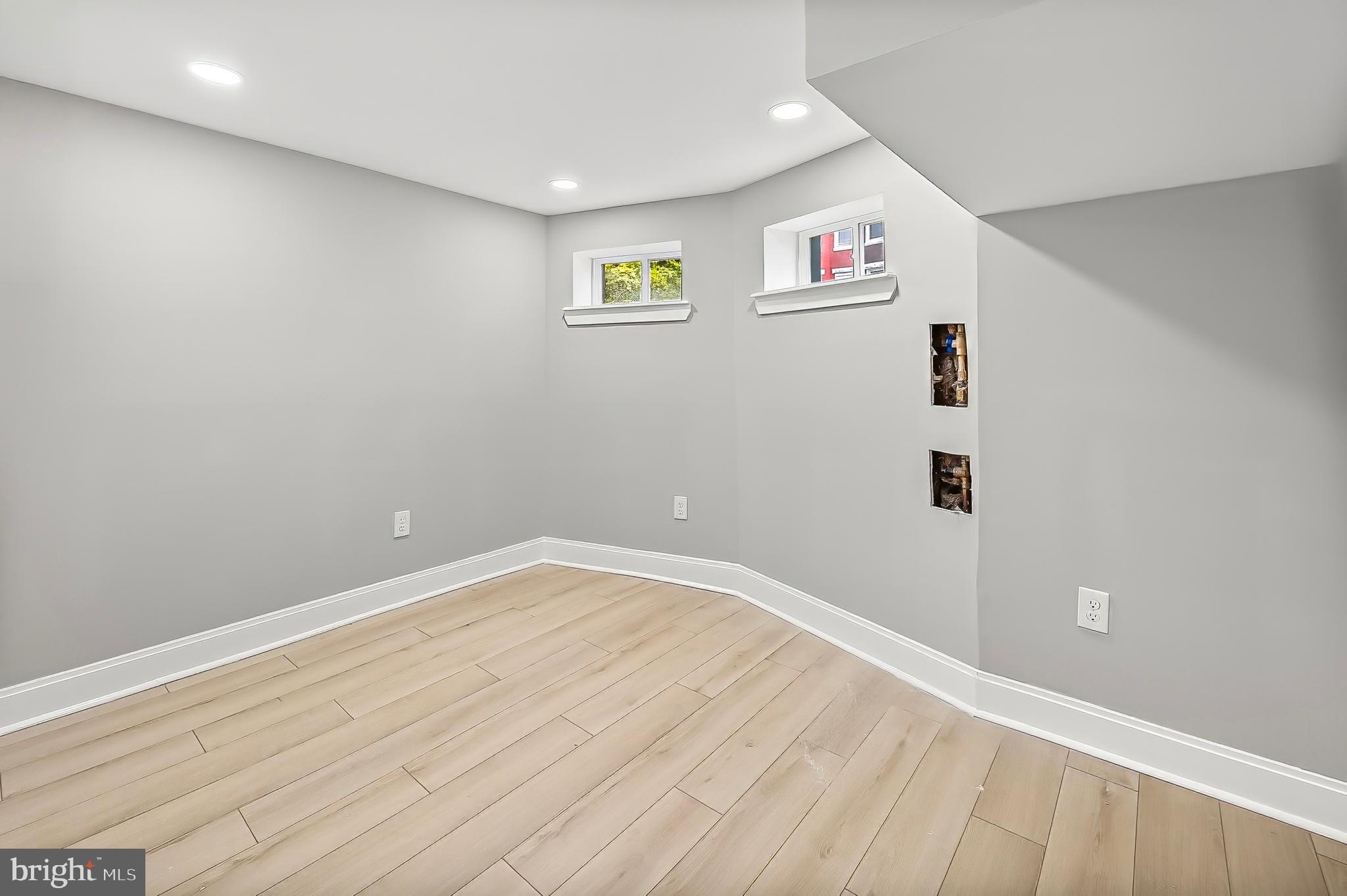 EAST BALTIMORE MIDWAY - Residential Lease