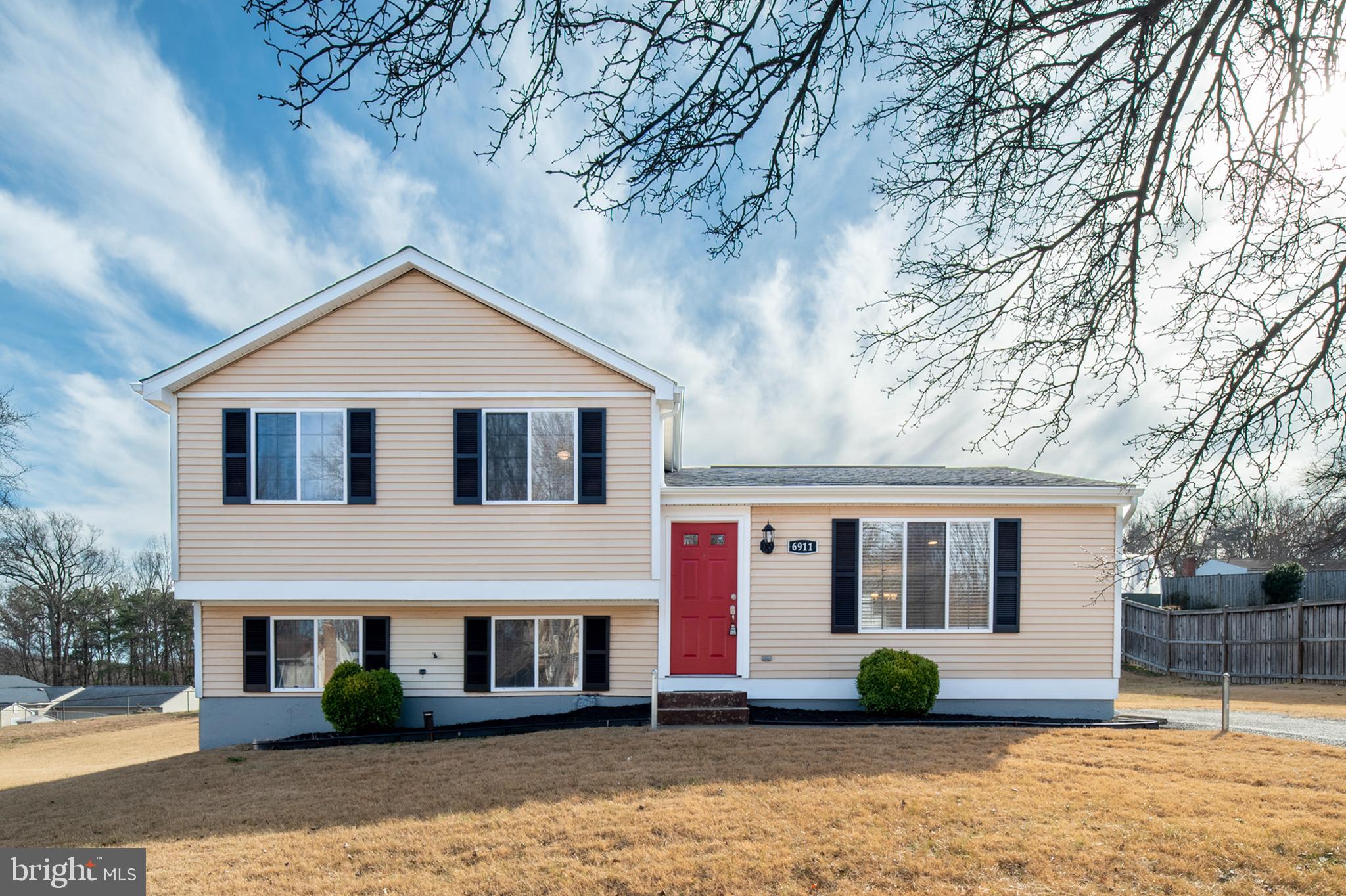 CONNEMARA HILLS - Residential