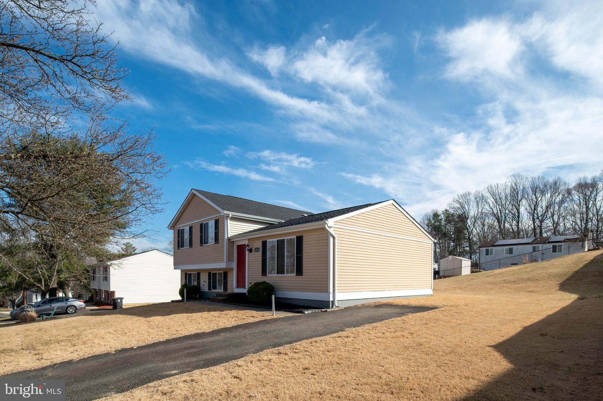 CONNEMARA HILLS - Residential