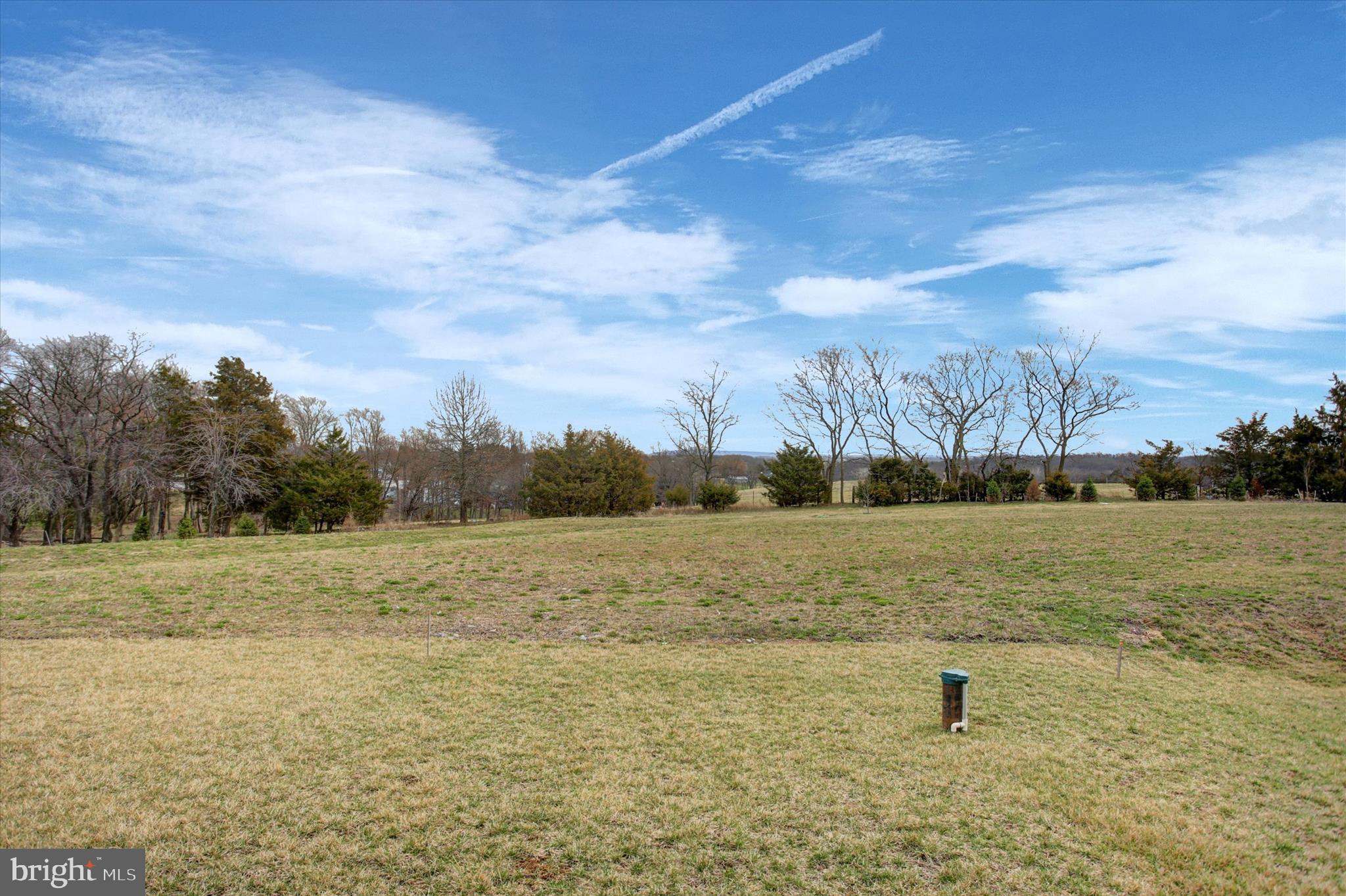 ROLLING HILLS ESTATES - Residential