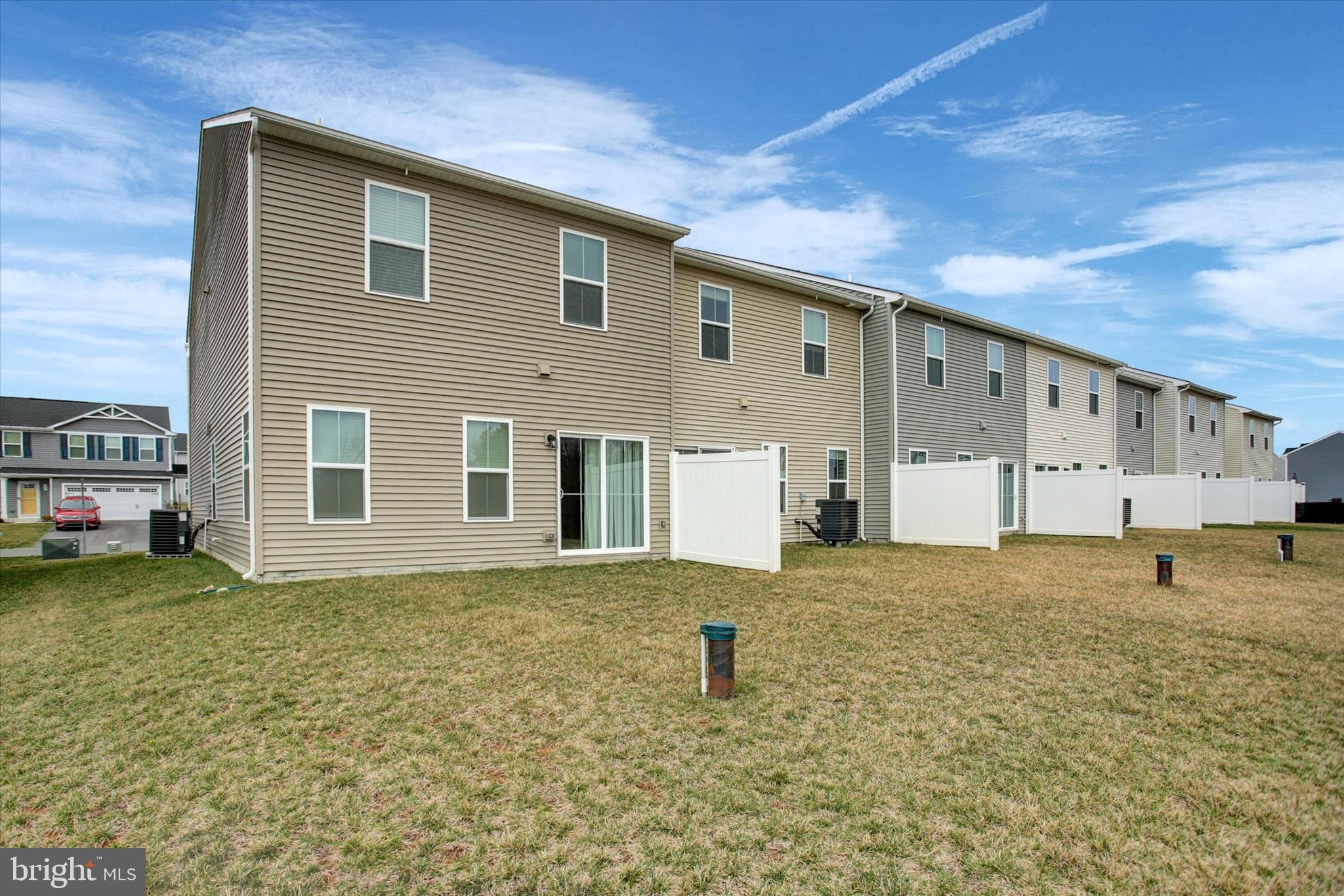 ROLLING HILLS ESTATES - Residential