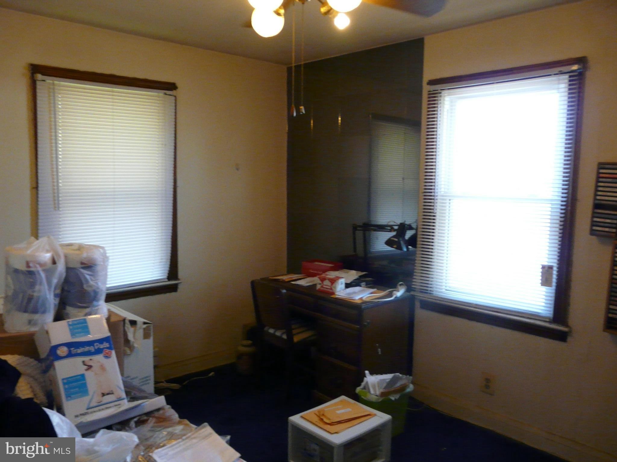 GRAY MANOR - Residential