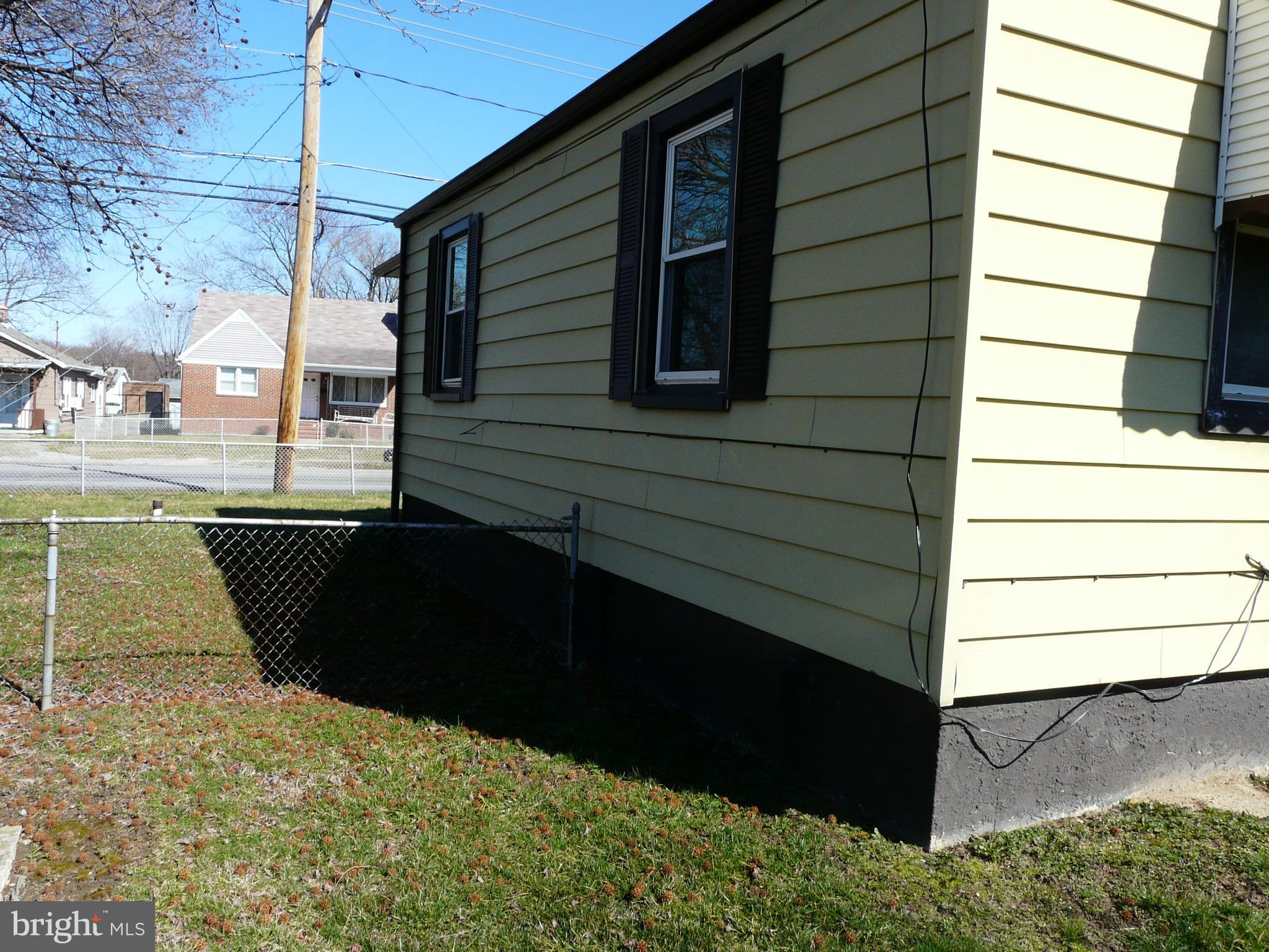 GRAY MANOR - Residential