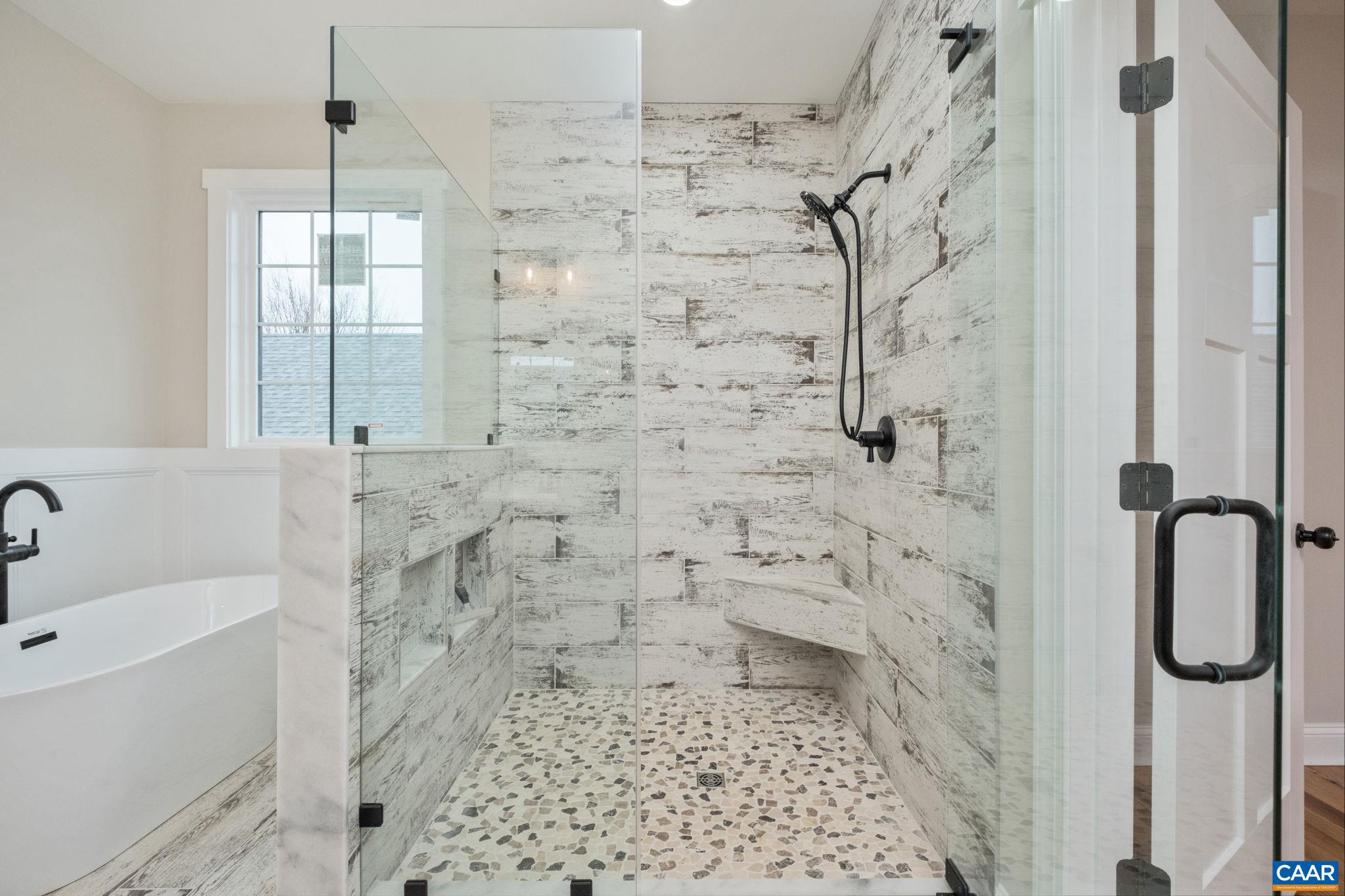 SILVER CREEK - Residential