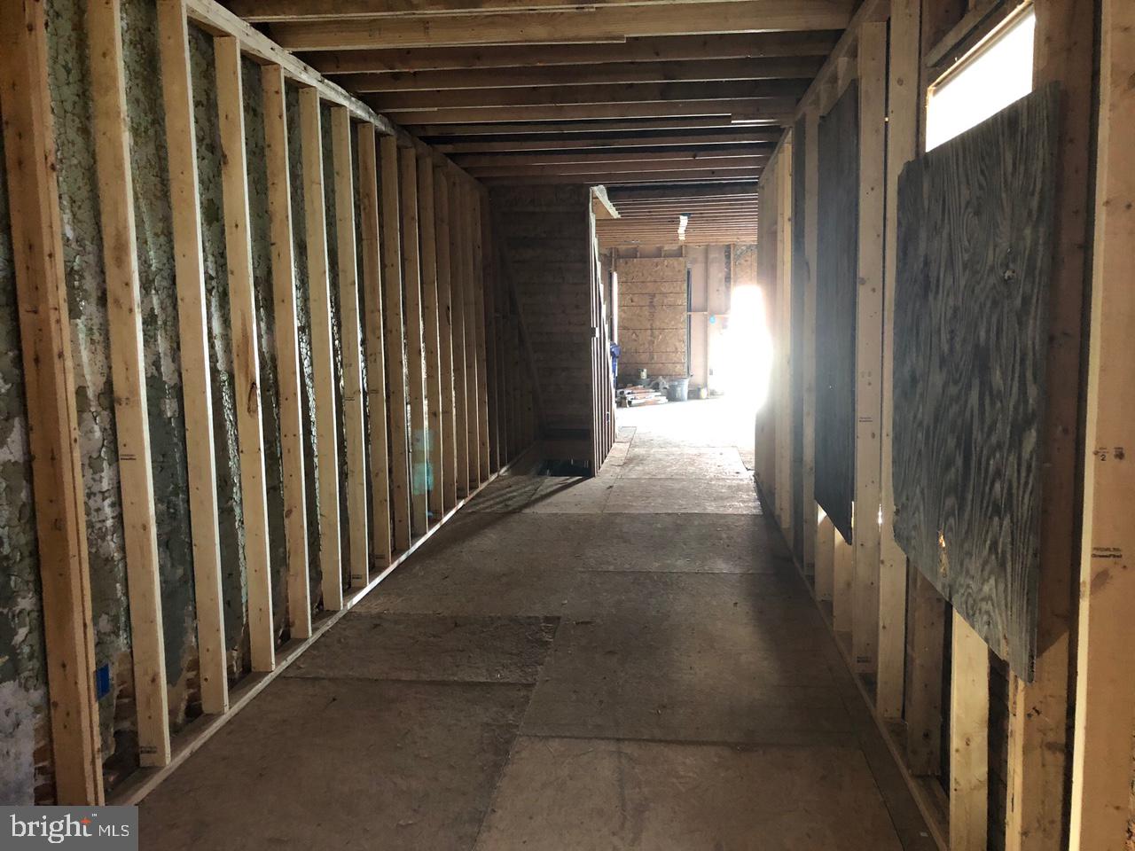 SANDTOWN-WINCHESTER - Residential