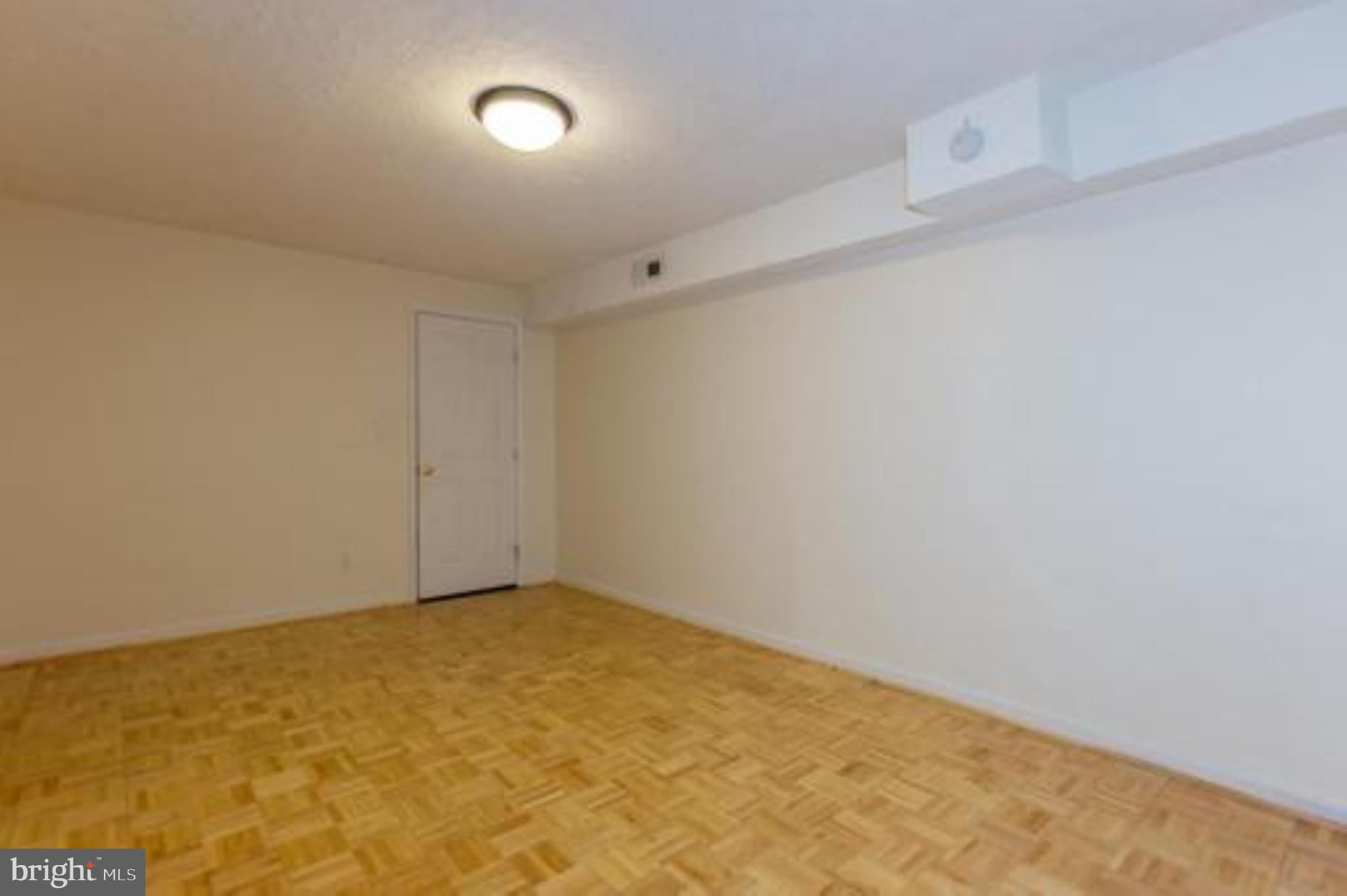 PARK RIDGE - Residential Lease