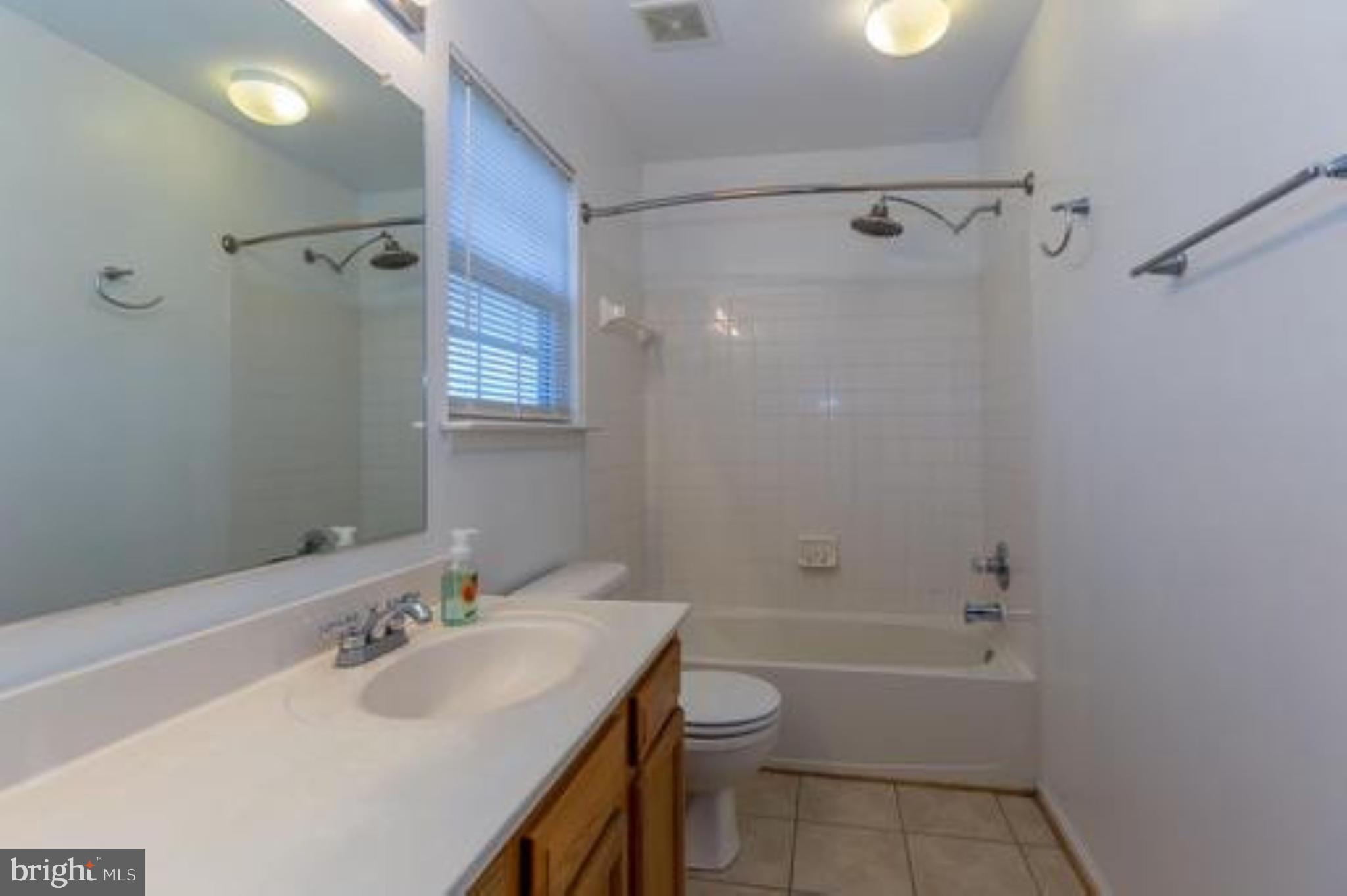 PARK RIDGE - Residential Lease