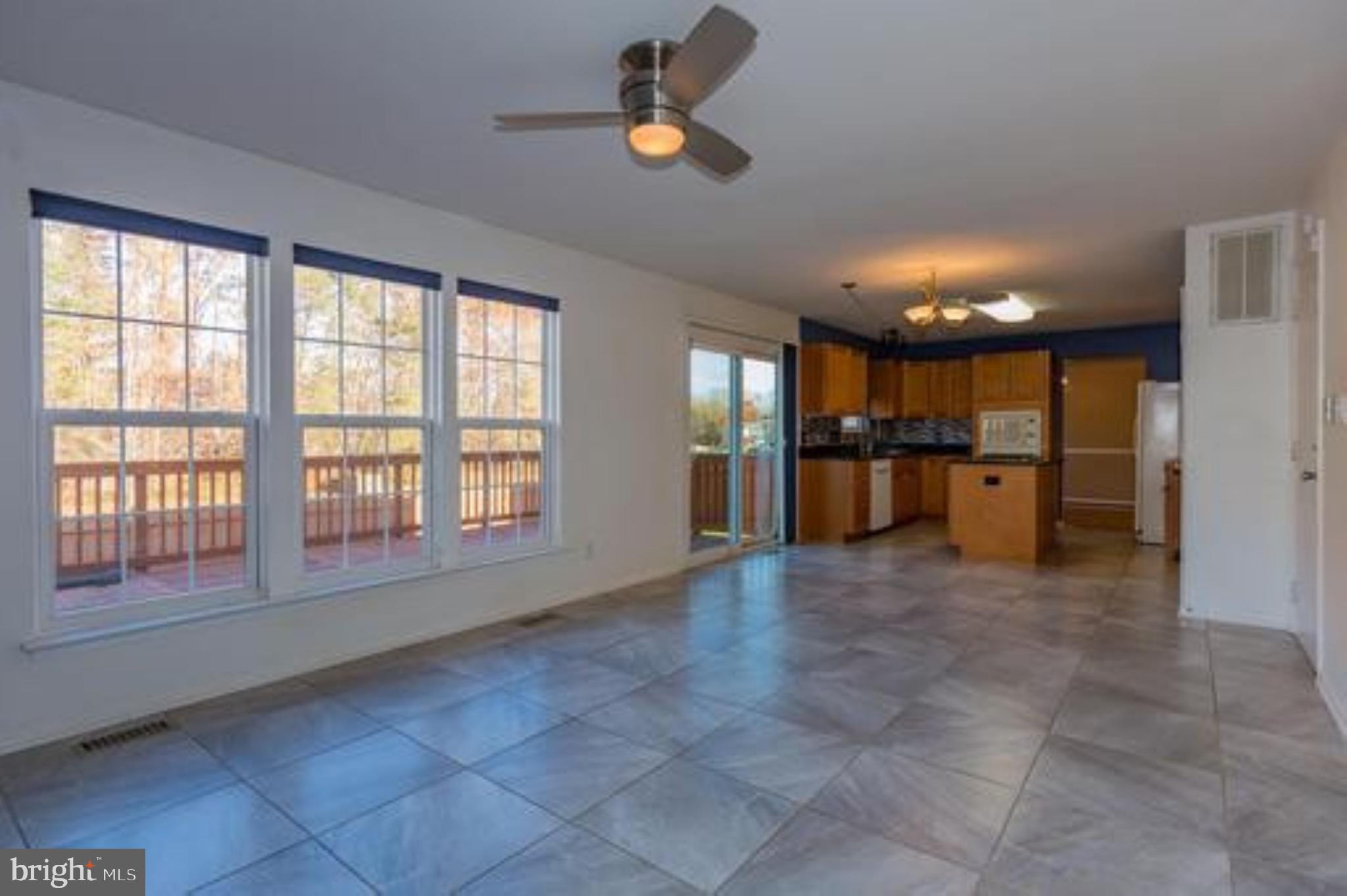 PARK RIDGE - Residential Lease