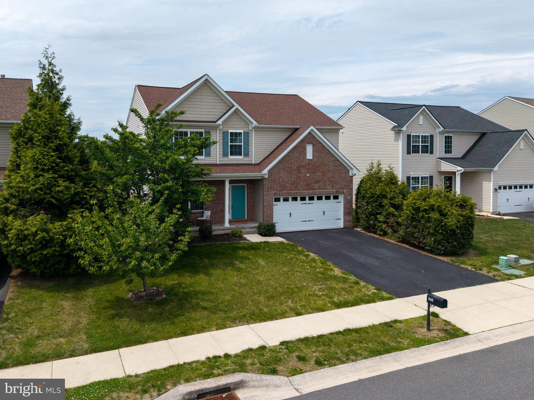 CROSSLAND AT CANAL - Residential