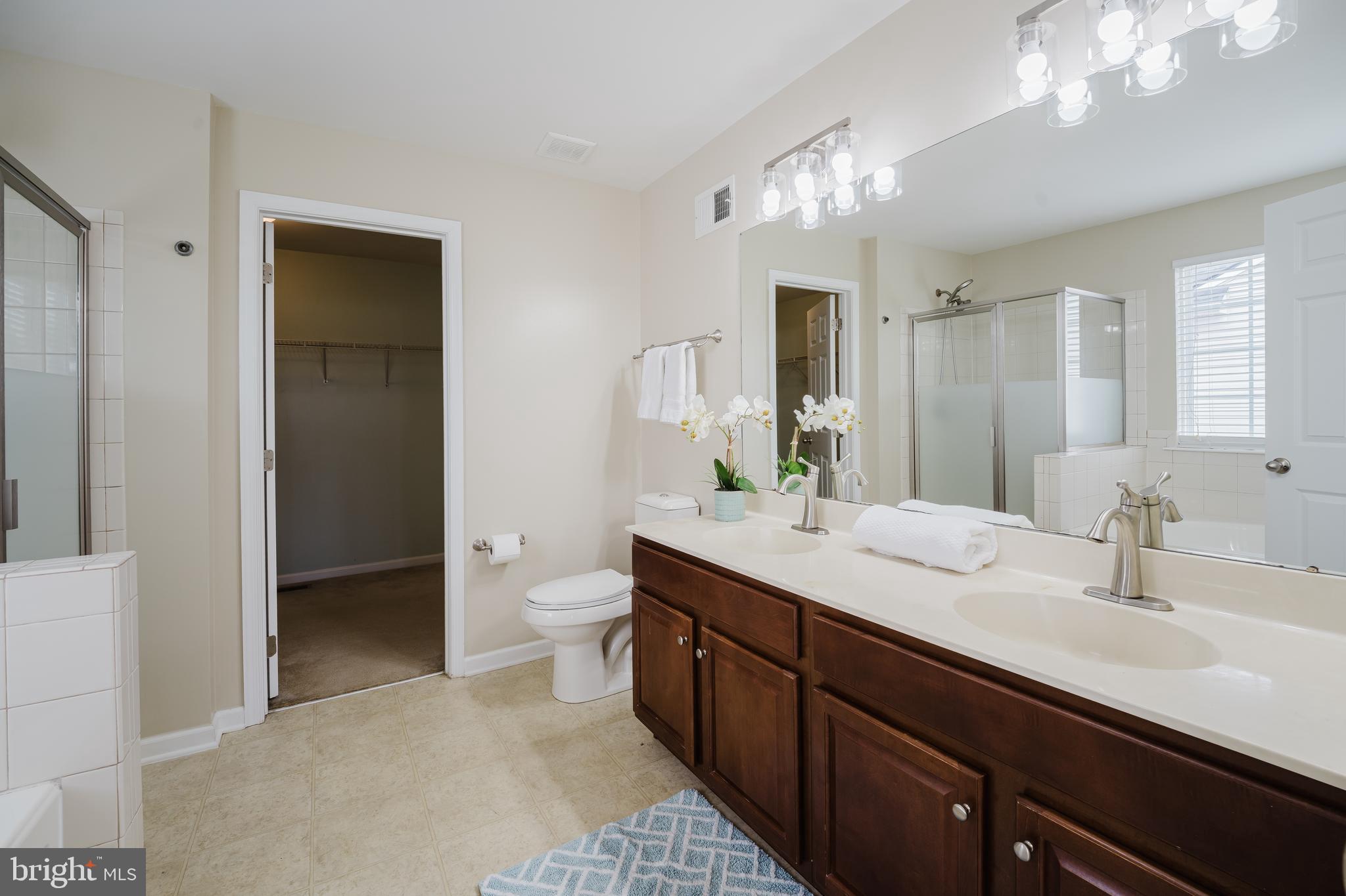 CROSSLAND AT CANAL - Residential