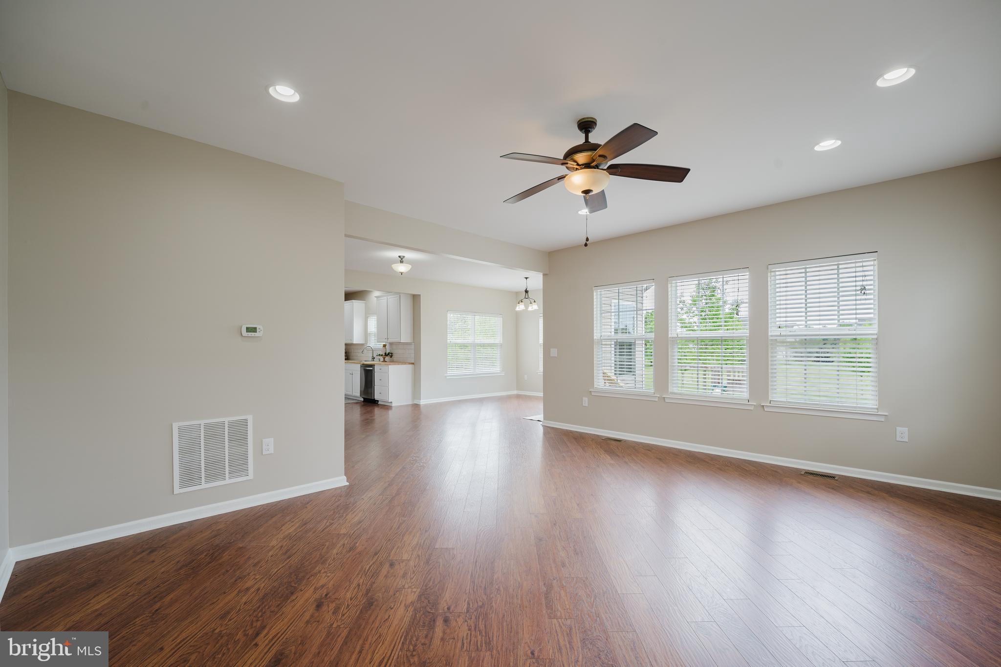CROSSLAND AT CANAL - Residential