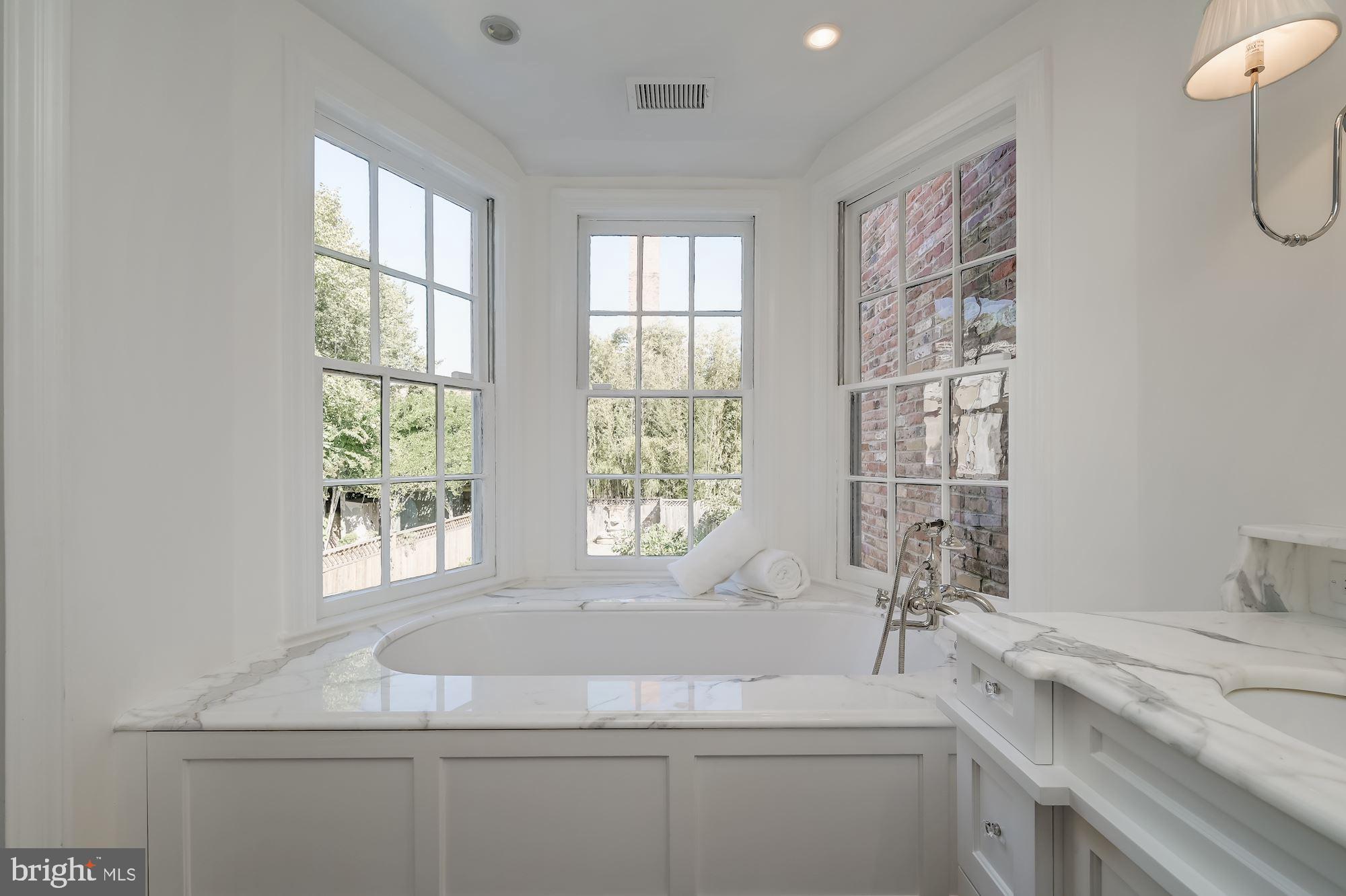 GEORGETOWN - Residential
