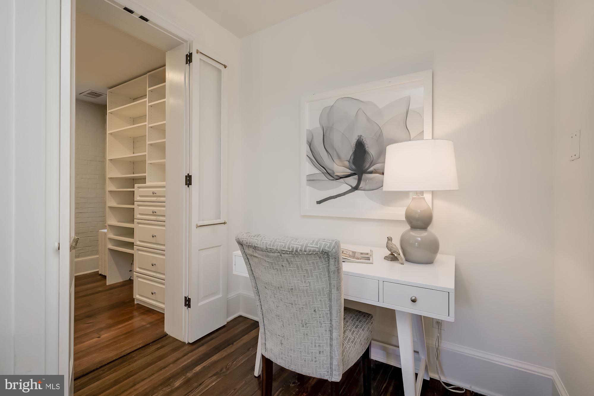 GEORGETOWN - Residential