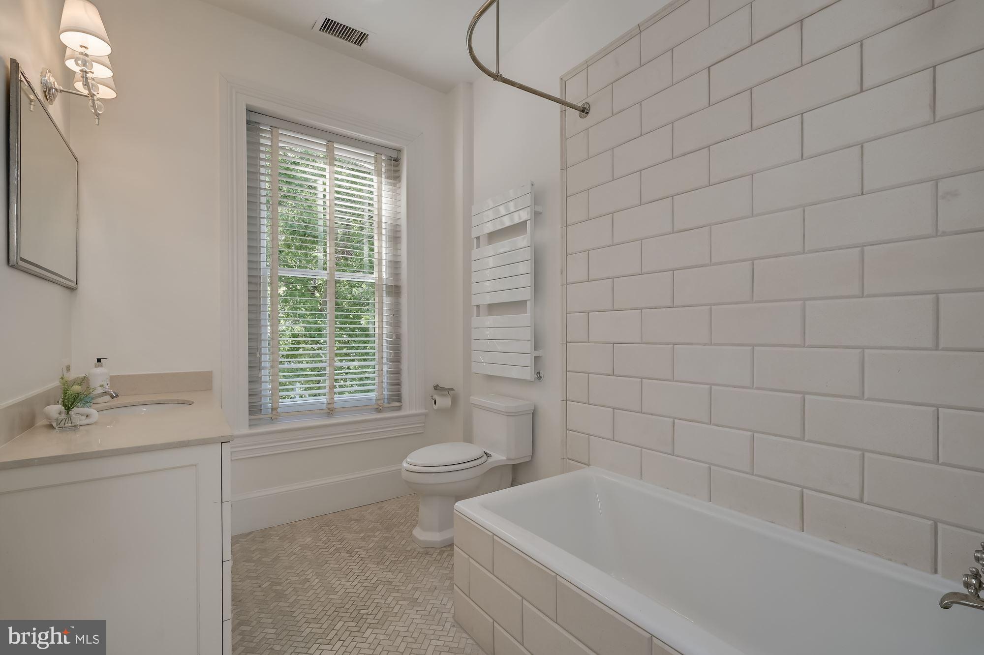 GEORGETOWN - Residential