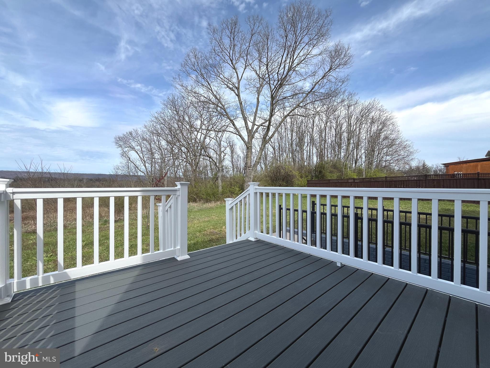 BENTWOOD ESTATES - Residential