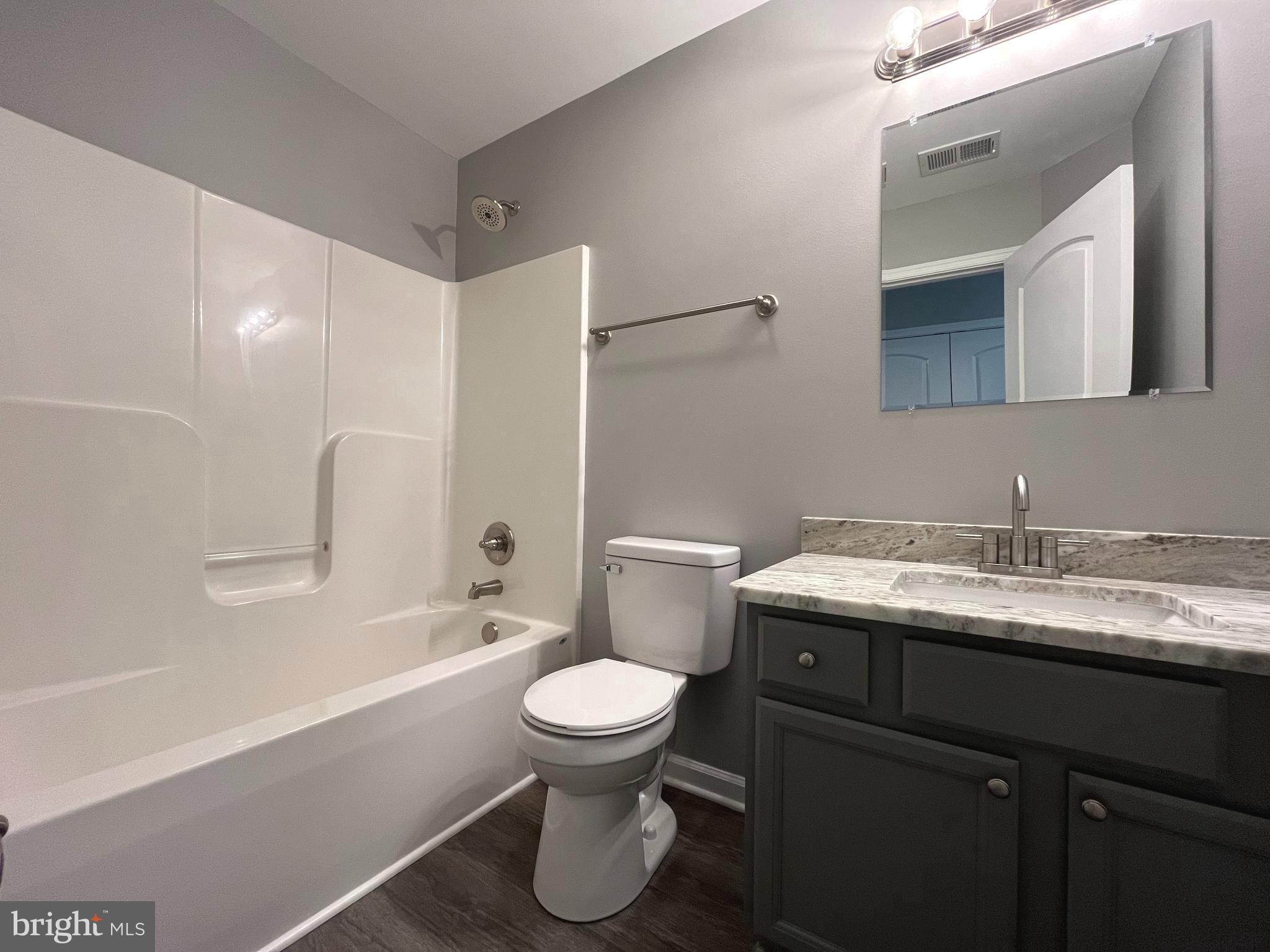 BENTWOOD ESTATES - Residential