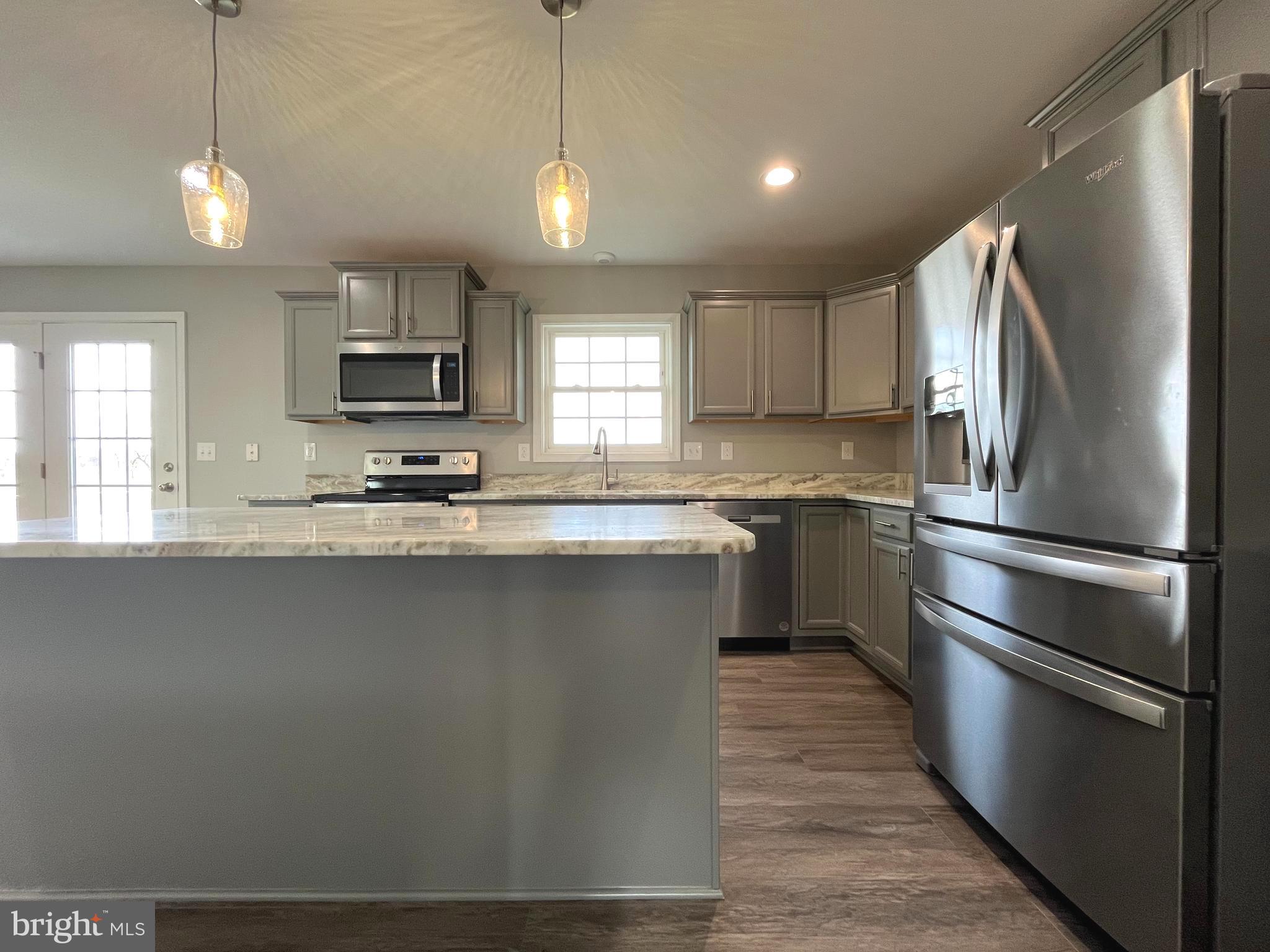 BENTWOOD ESTATES - Residential