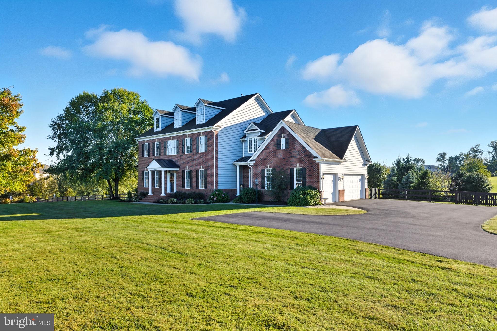 HEATHER KNOLLS - Residential