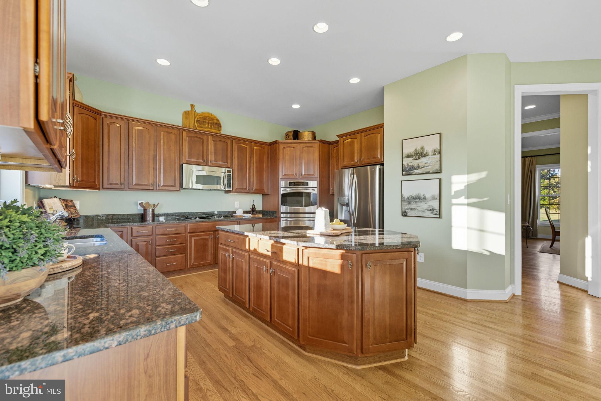 HEATHER KNOLLS - Residential