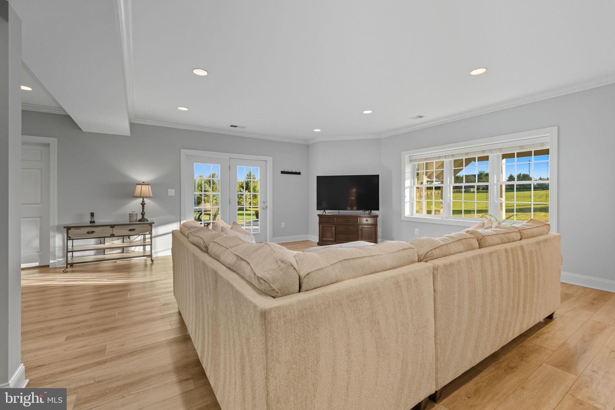 HEATHER KNOLLS - Residential