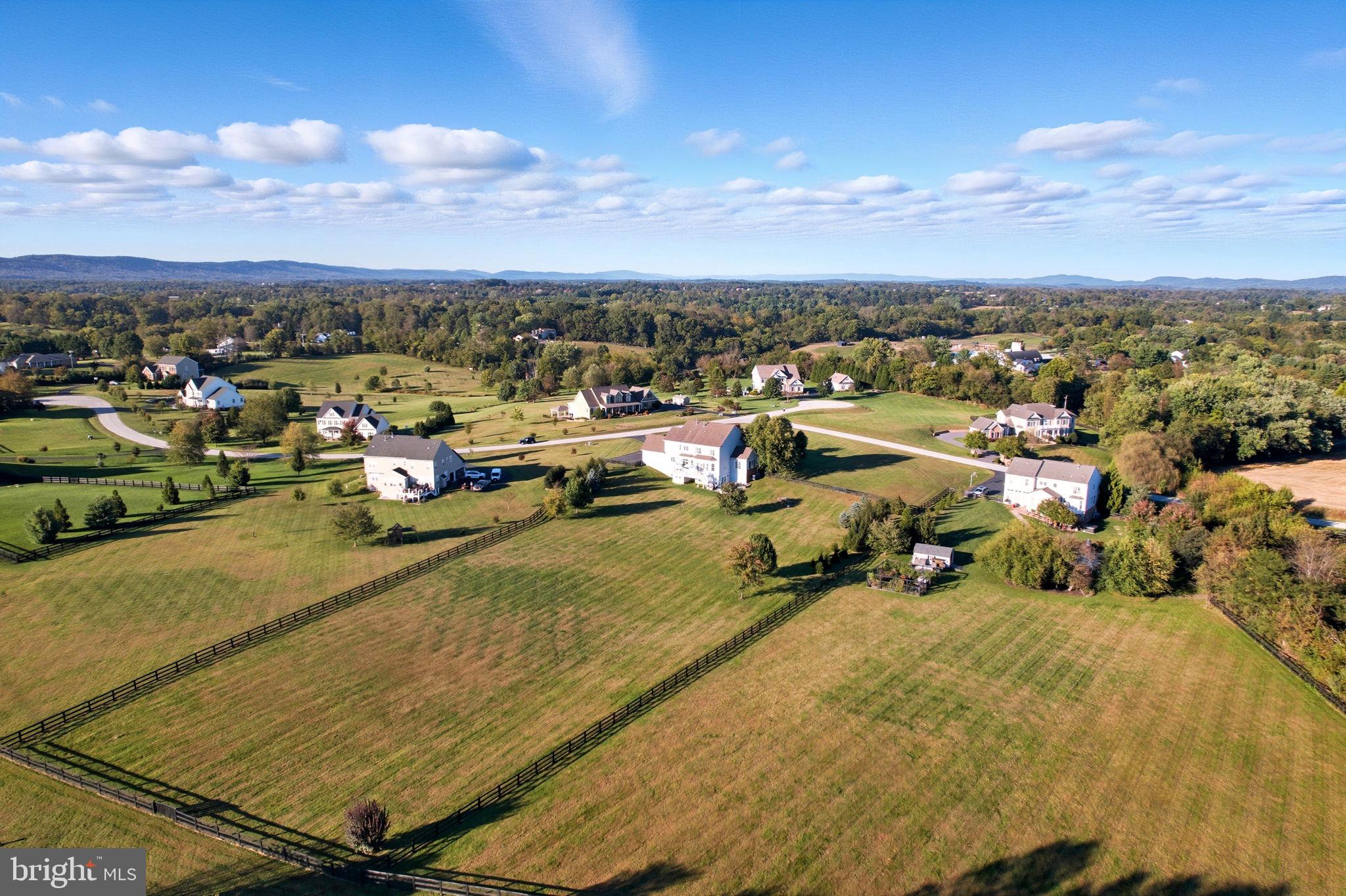 HEATHER KNOLLS - Residential