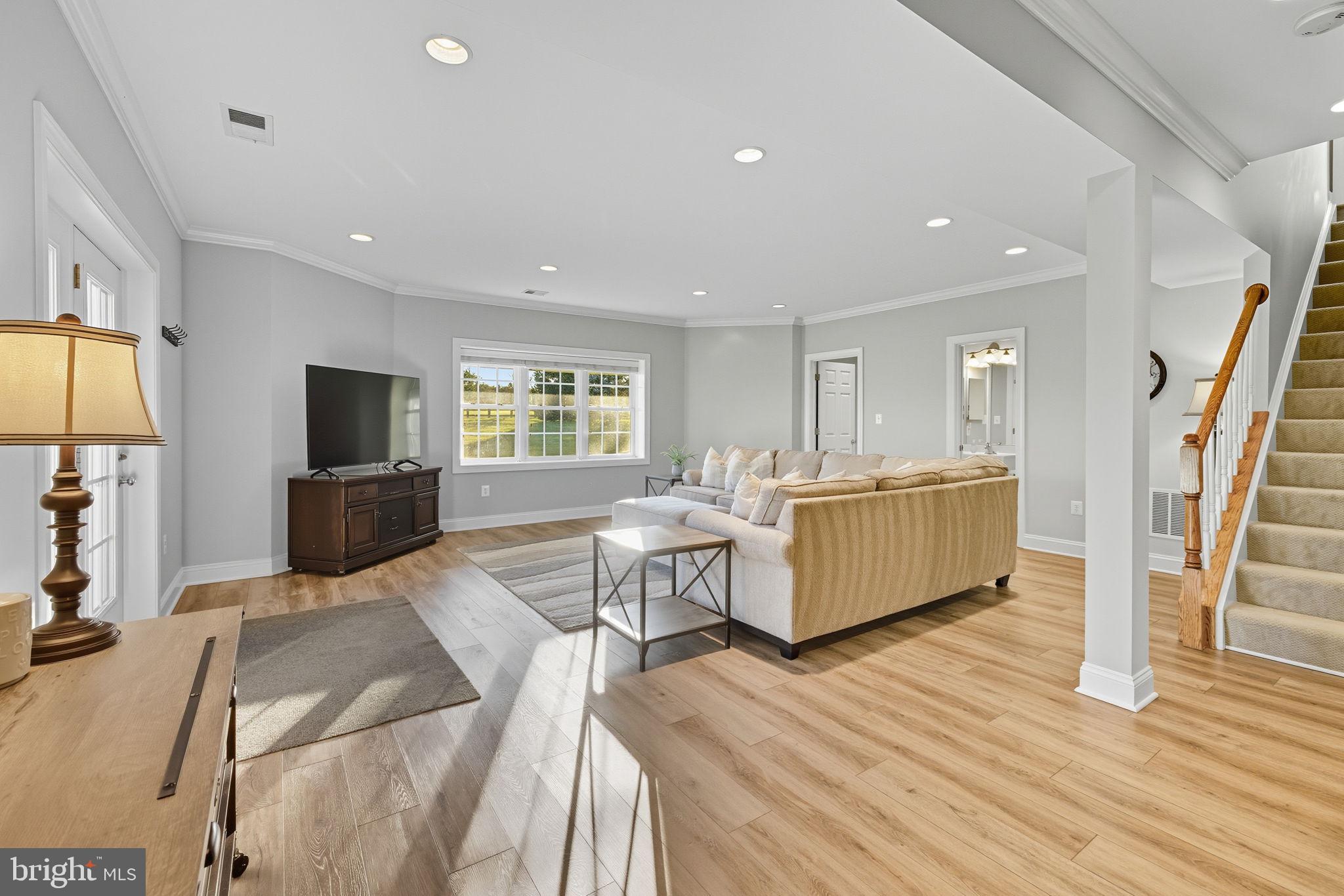 HEATHER KNOLLS - Residential